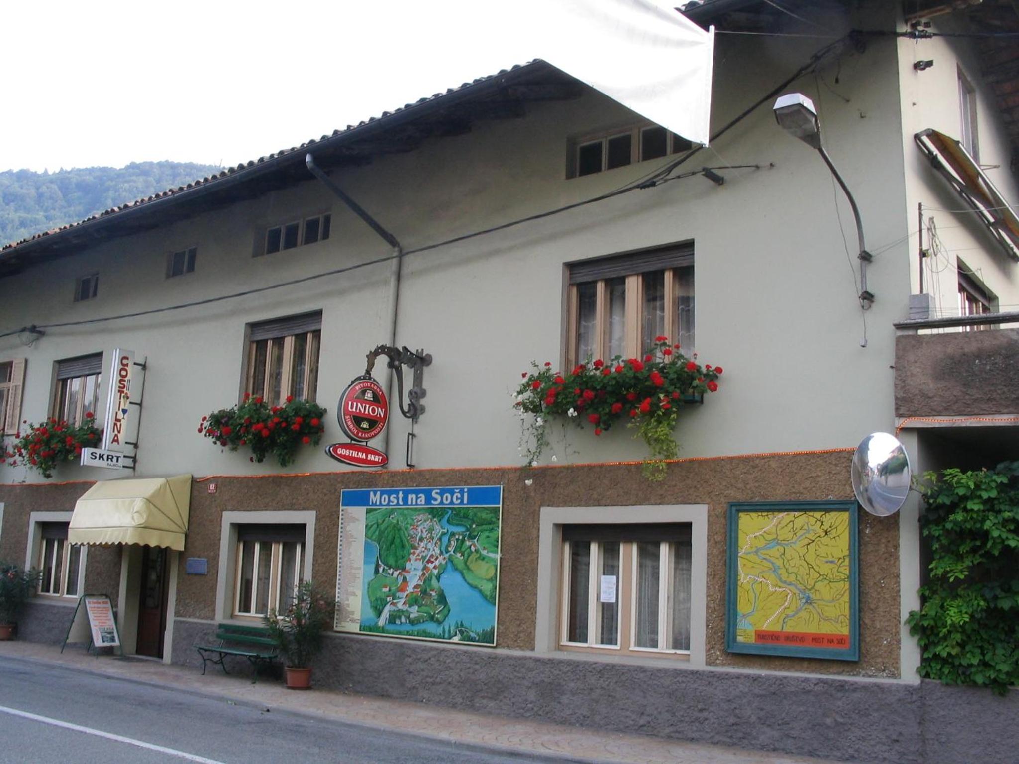Photo 19
