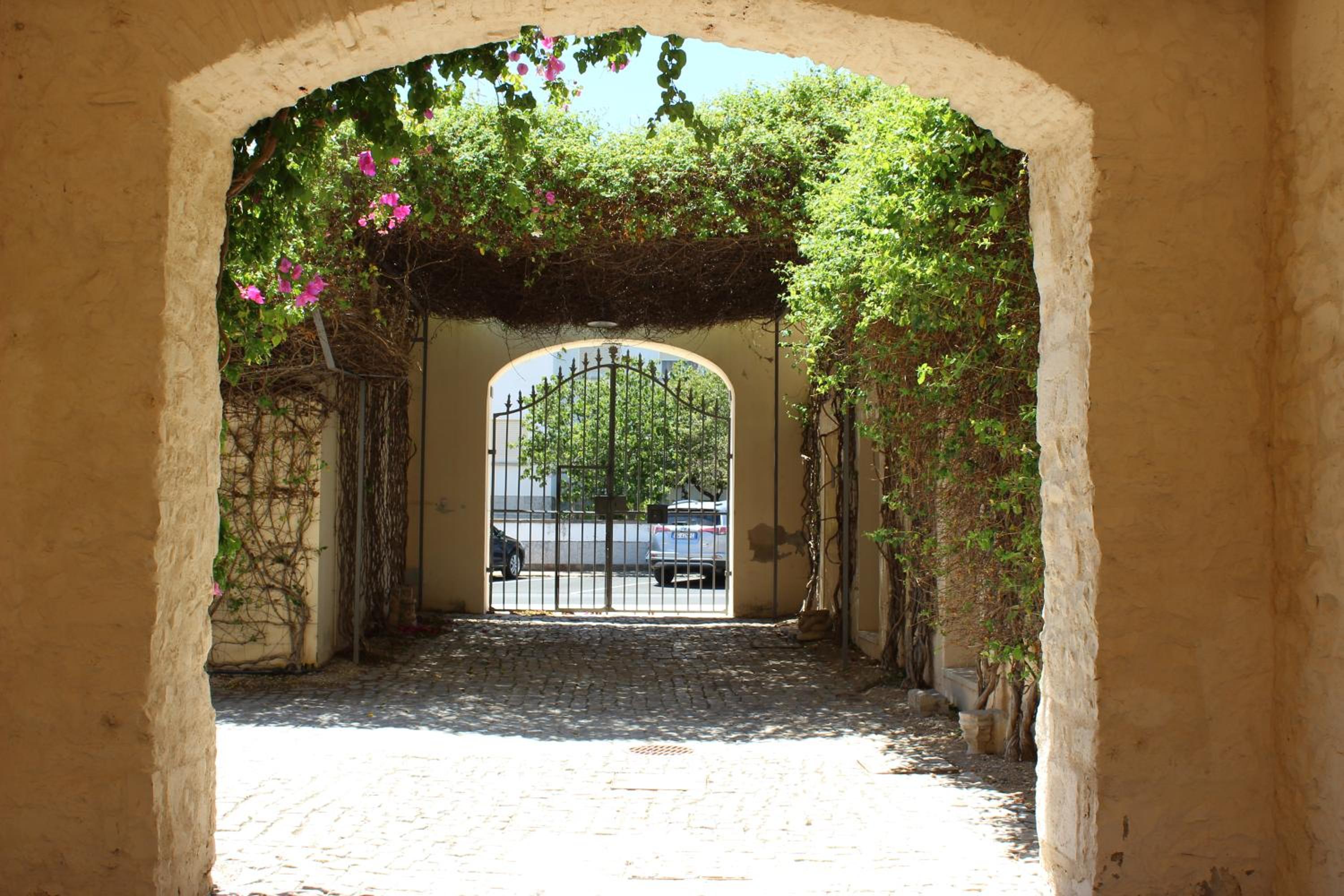 Convento das Bernardas AZ view 4