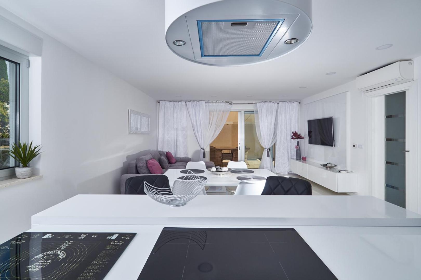 Brand new Apartment S & U