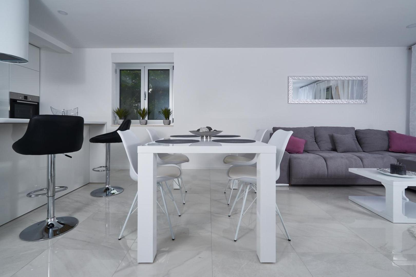 Brand new Apartment S & U