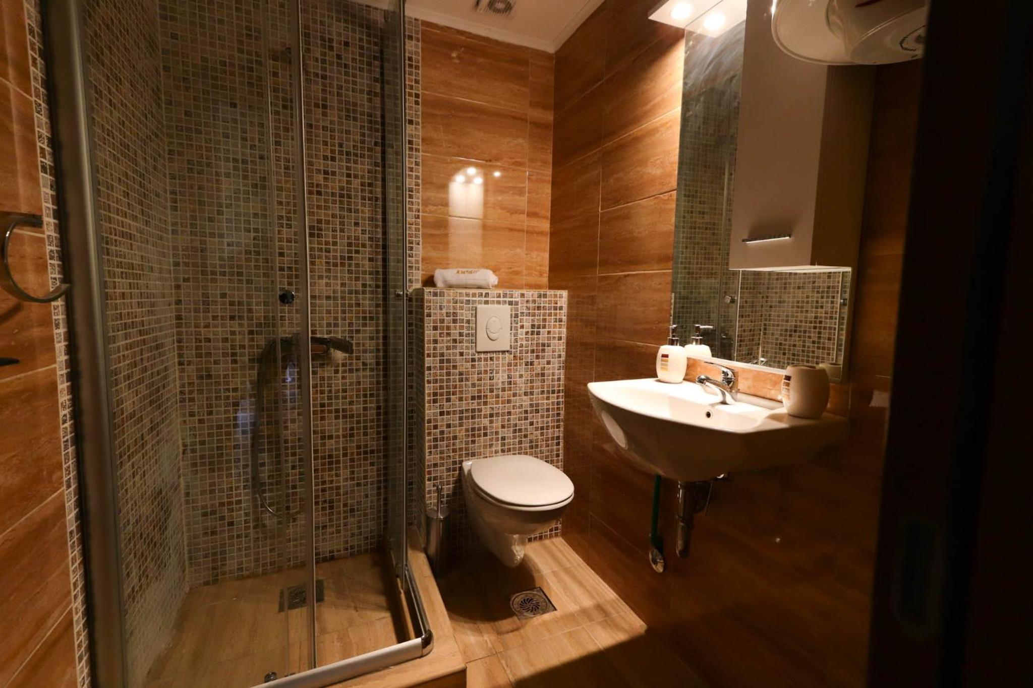 Photo 51