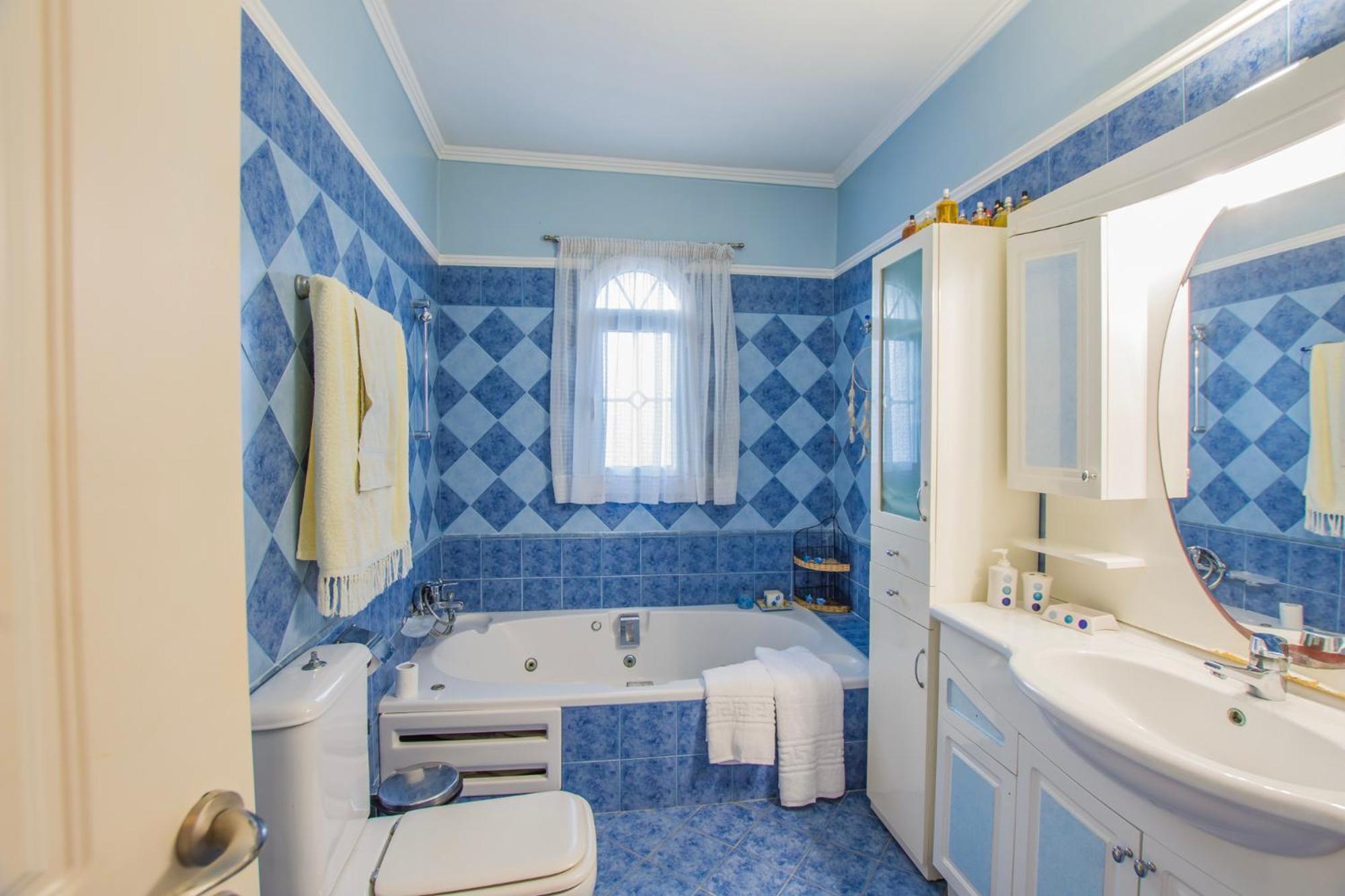 Zante View (4bedroom luxury home) Free Pickup view 3