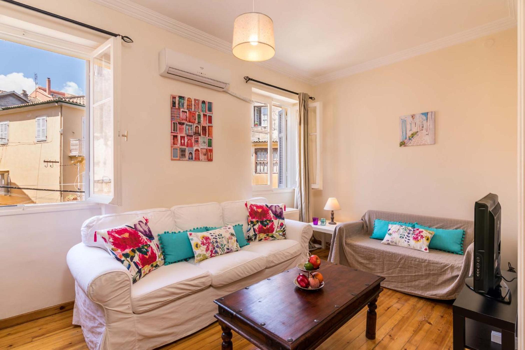 Ilia Corfu Old Town Apartment