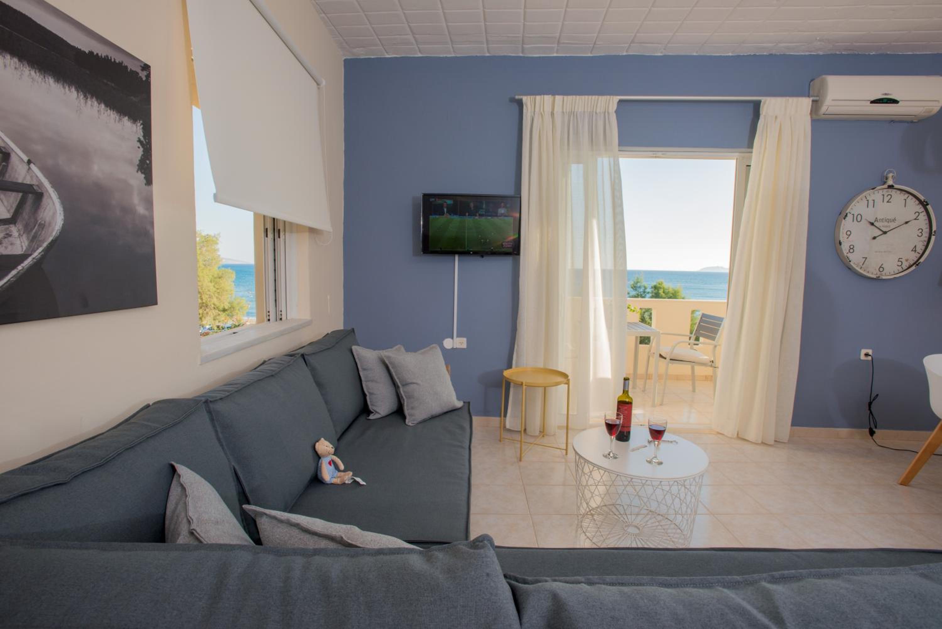 Golden Sun Apartments