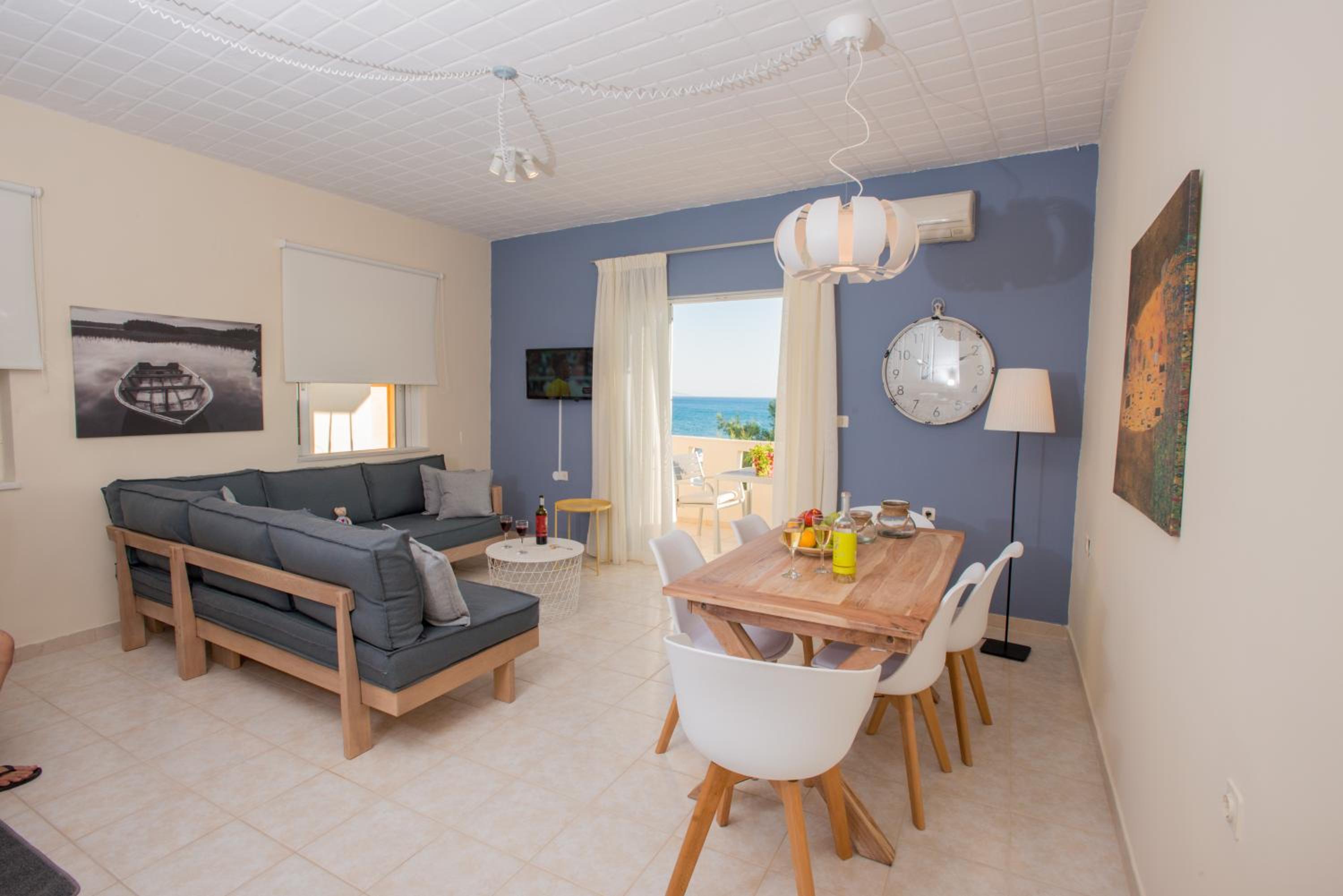 Golden Sun Apartments view 2