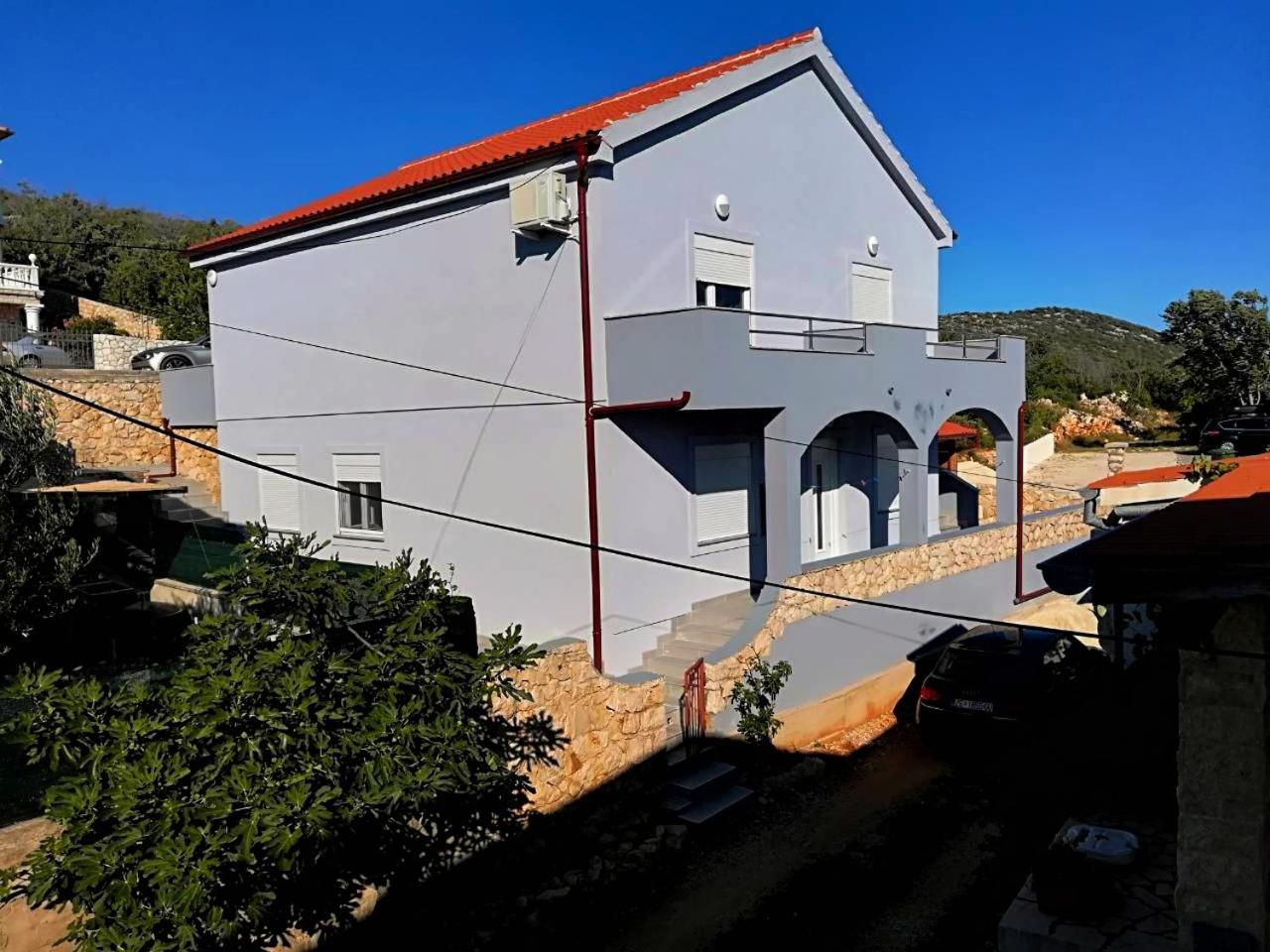 Gavran Apartment Vinjerac view 3