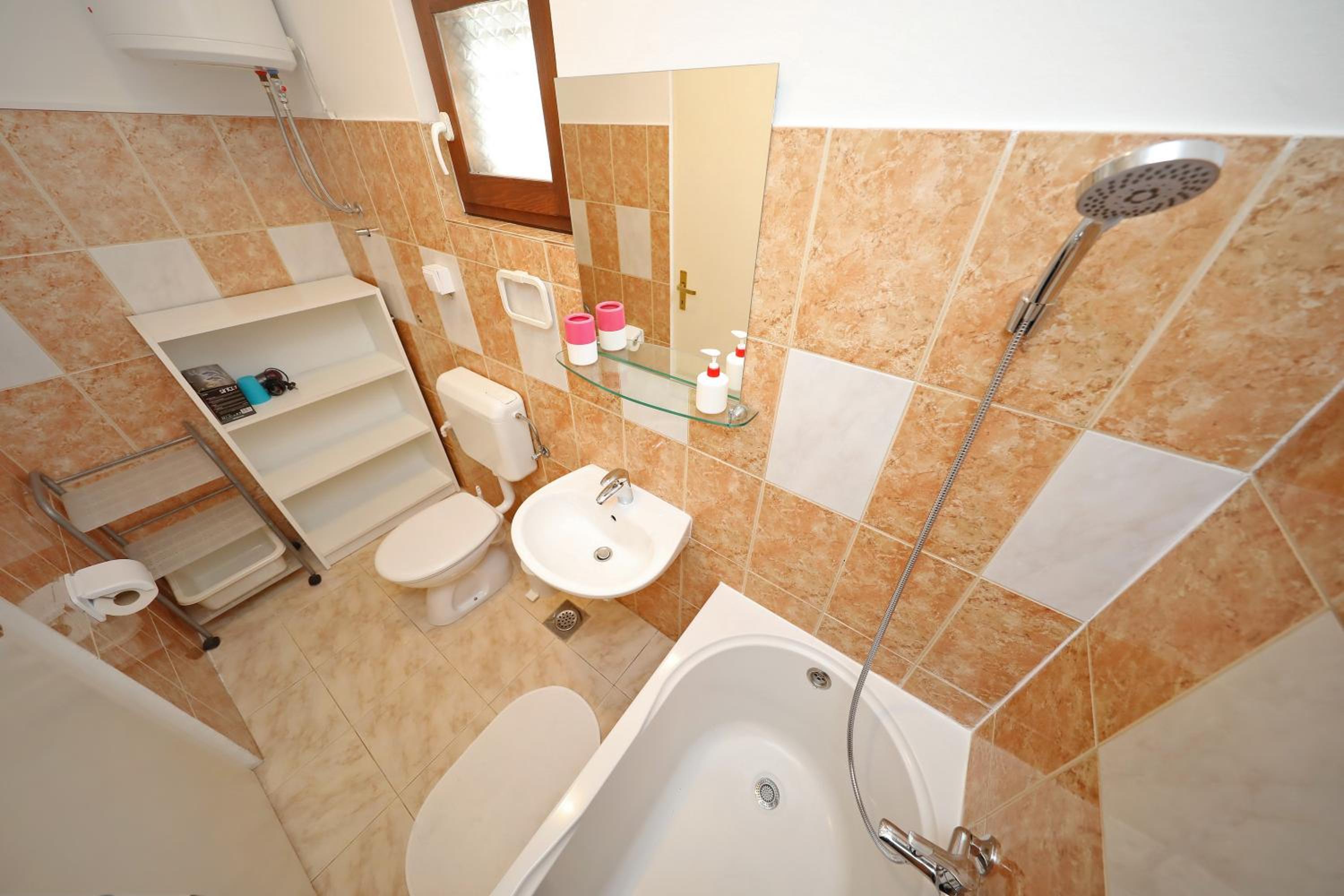 Apartments Krolo view 3