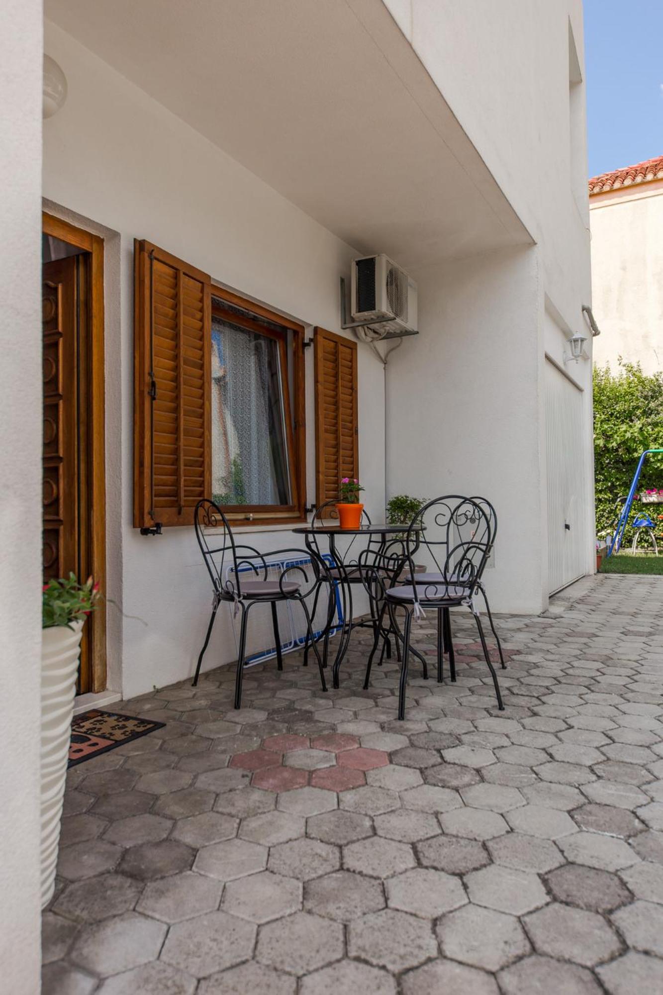 Apartman Nikolić 2 view 2
