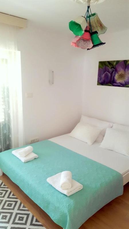 Apartment Romance view 4
