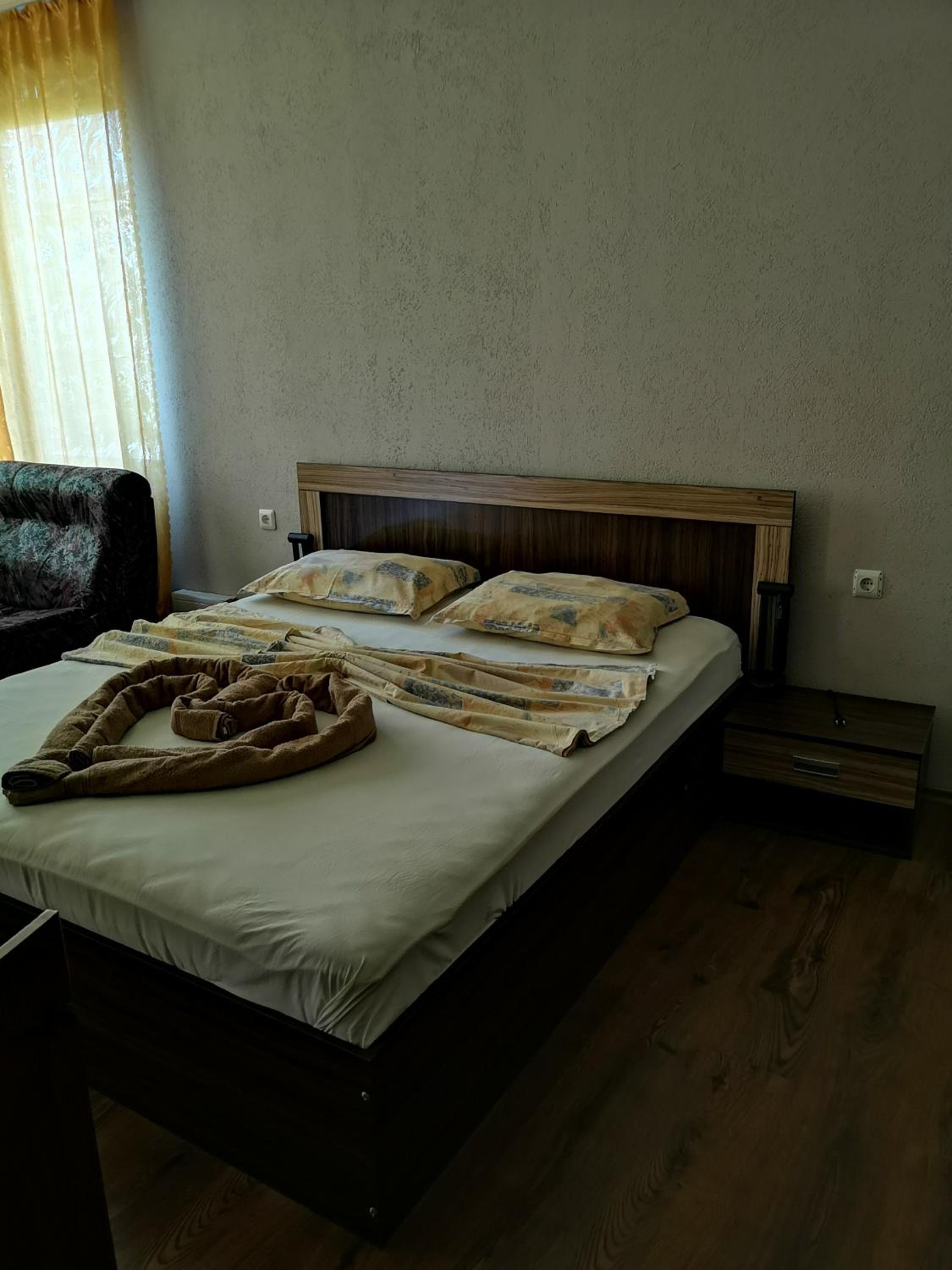 Paunovi Guest House