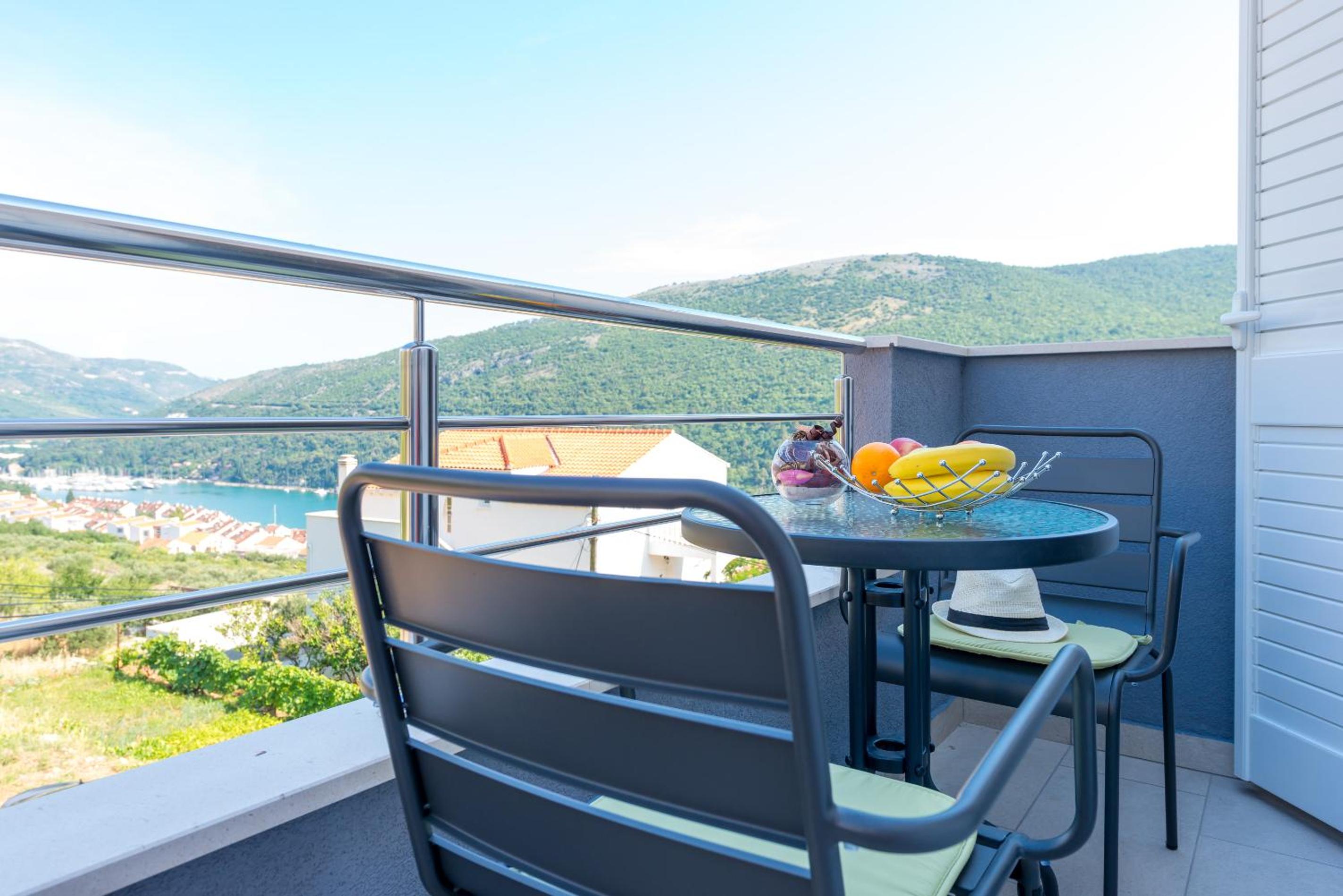 Guesthouse Pezo view 2