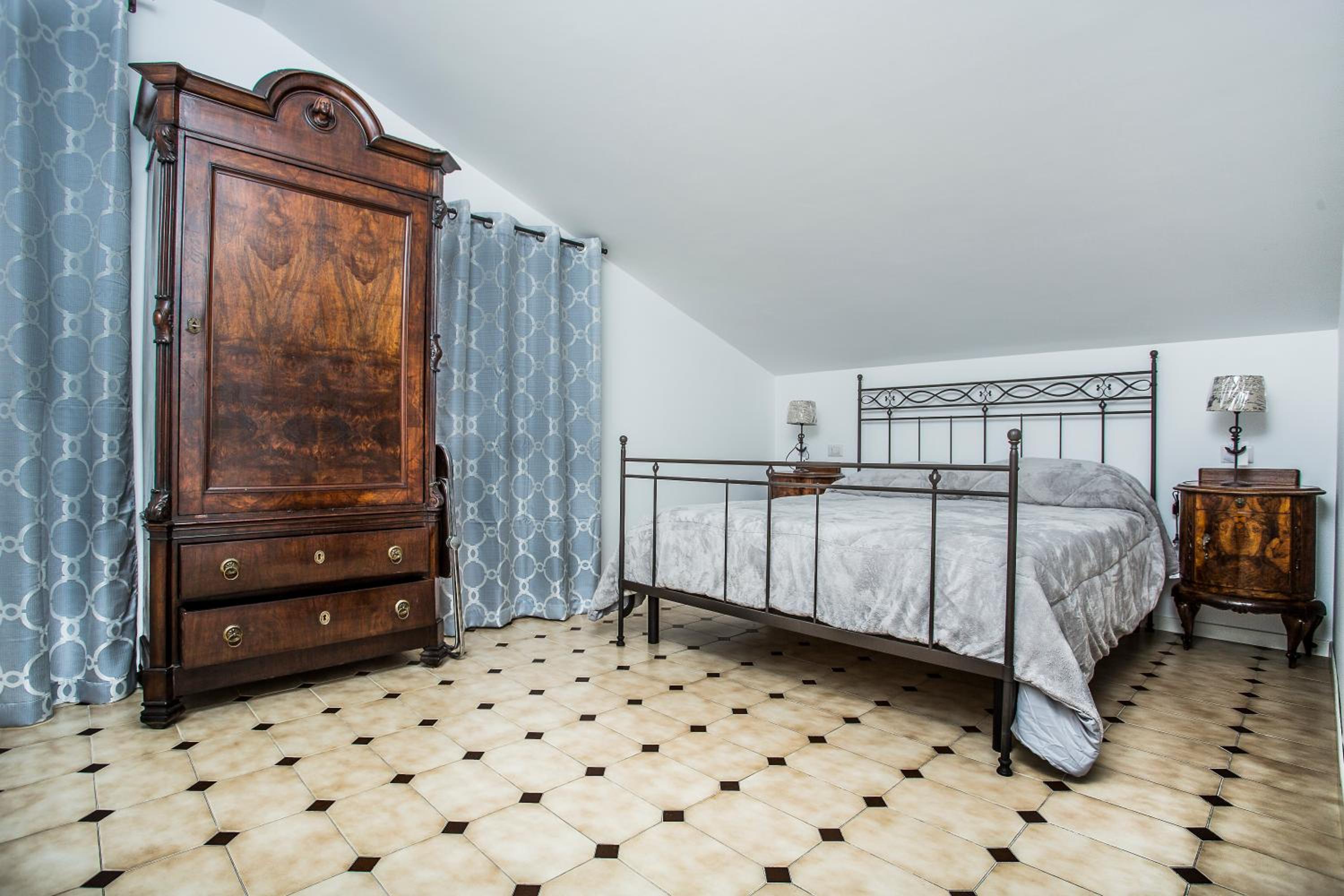 20TH Century B&B