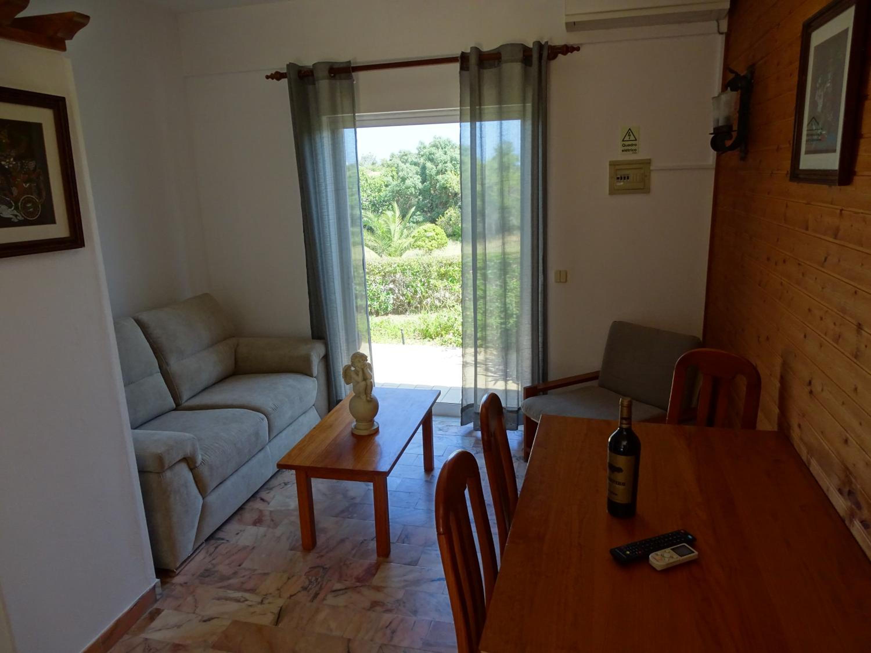 Falfeira Apartments