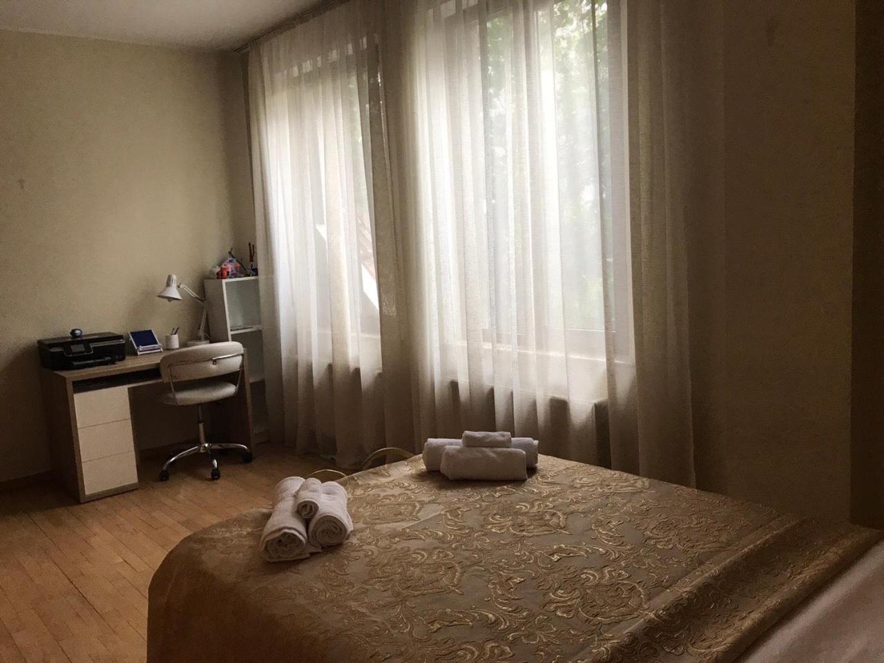 RARE house with garden