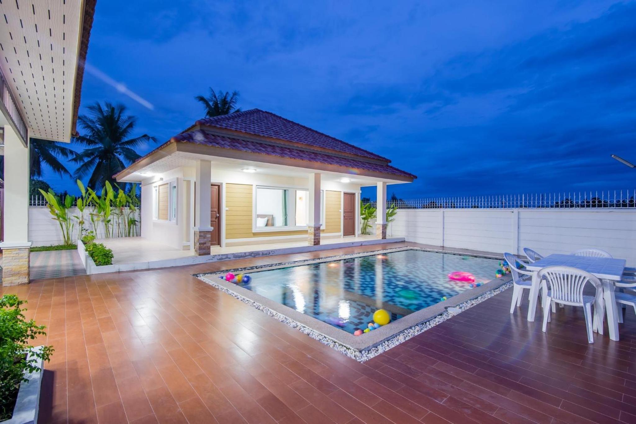 The Legacy Huahin Pool Villa