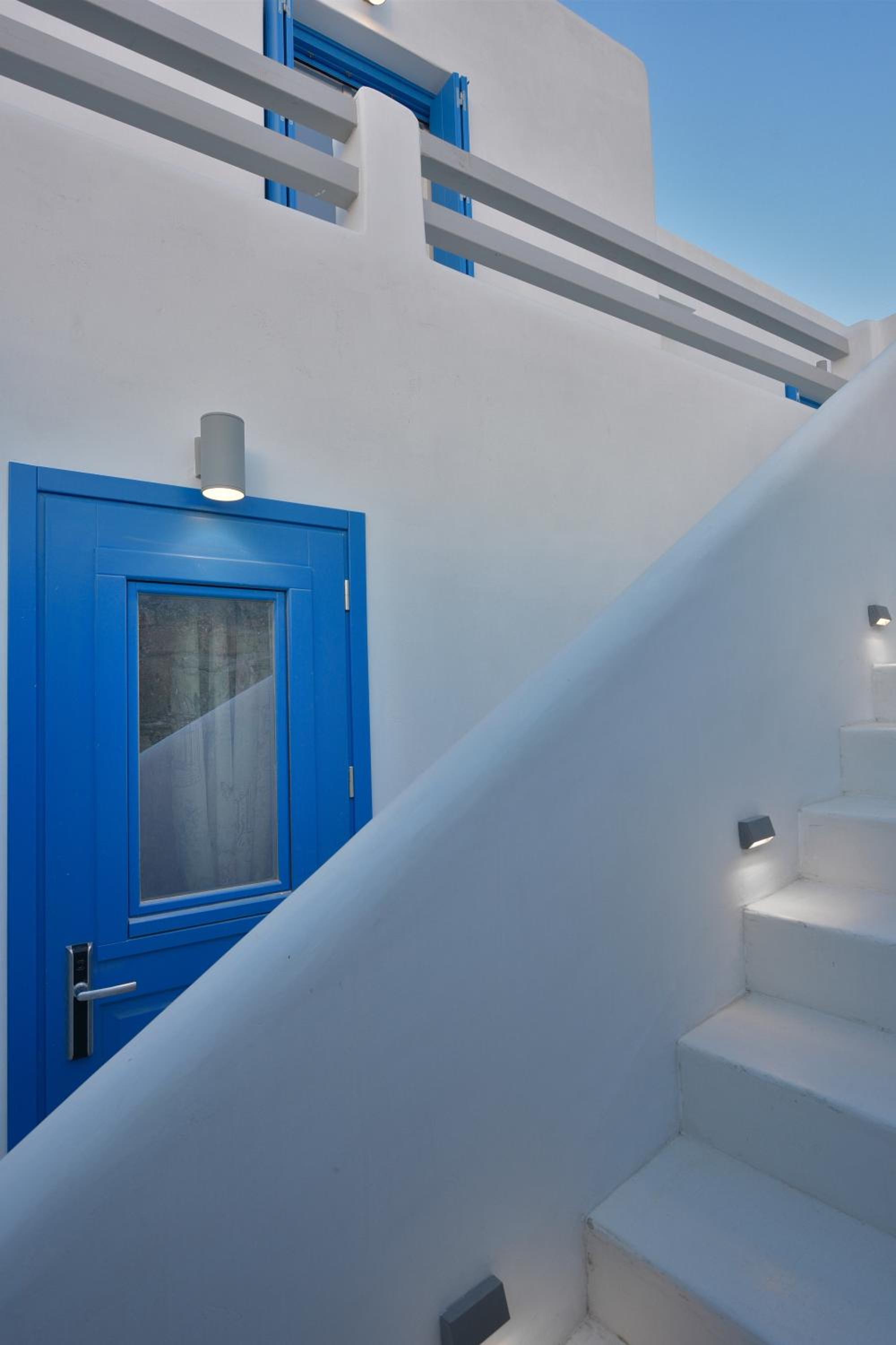Elegant Mykonos