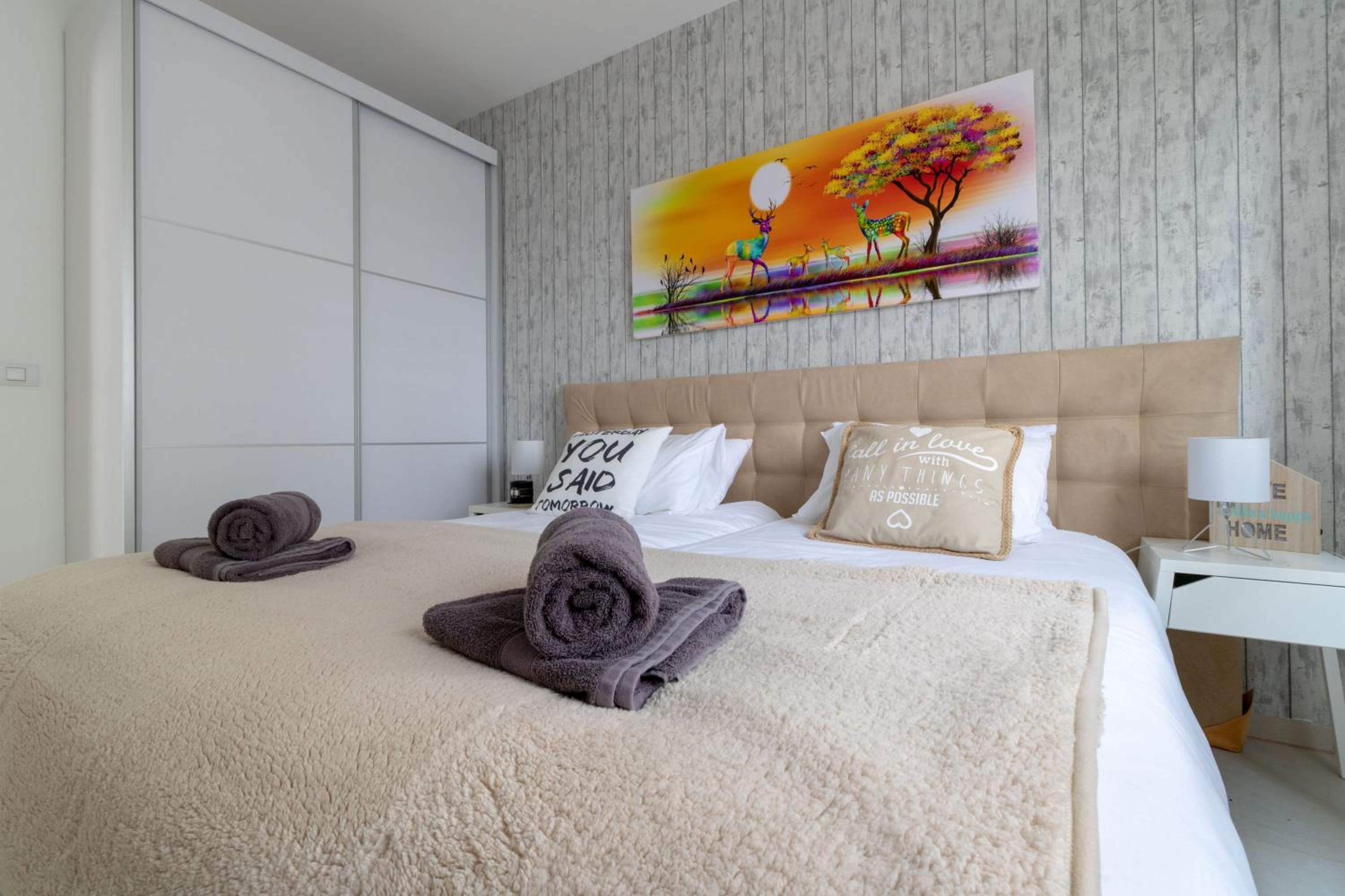 Enjoy Views of Jerusalem from Chic Flat
