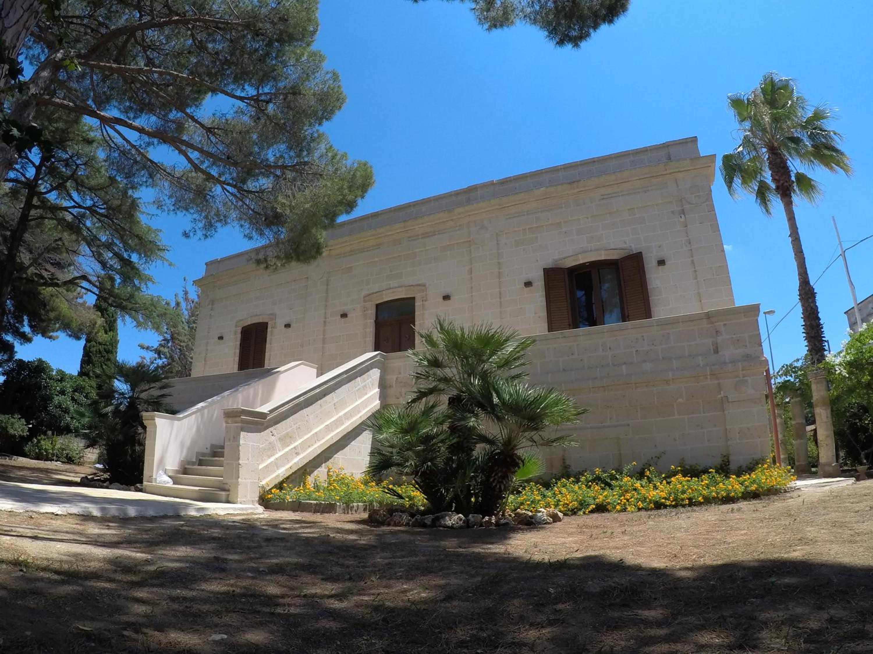 B. & B. Lu Turnitu view 4