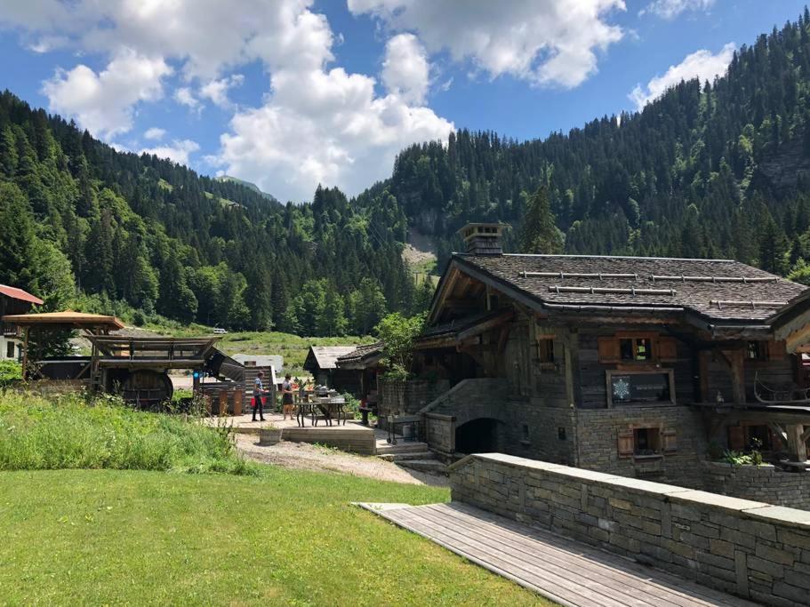 Chalet La Grange à Germaine - Propriétés Mont Amour