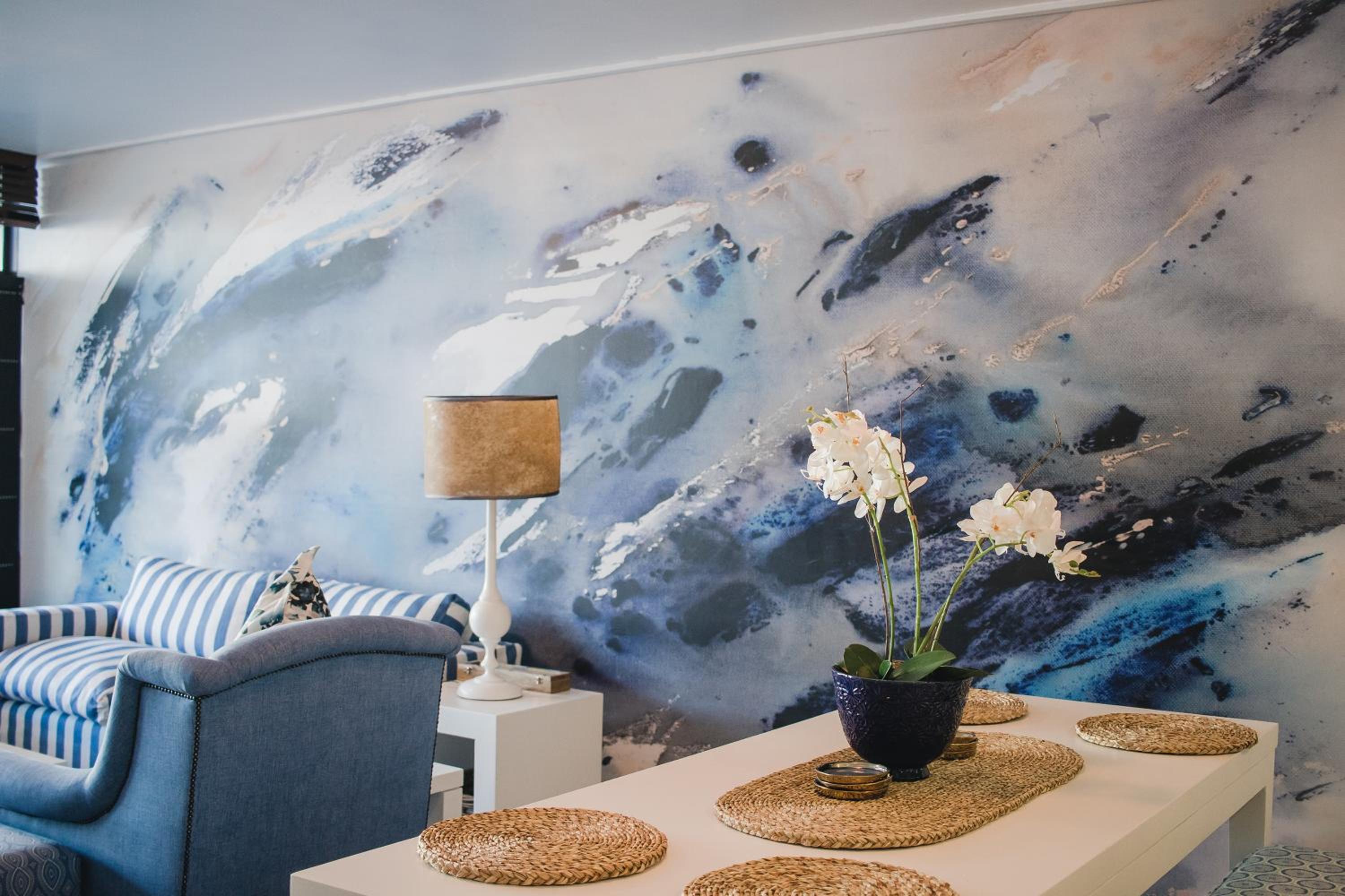 Luxury City Apartment with Mountain Views