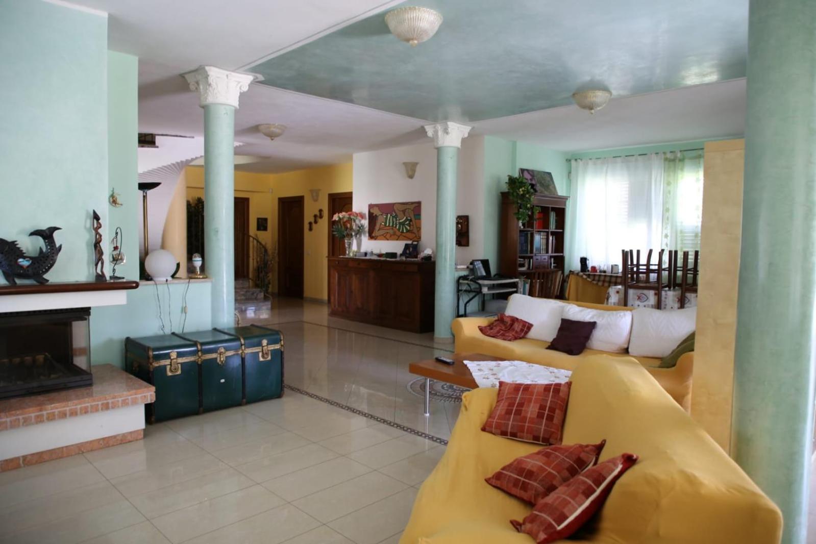 Villa Naclerio view 3