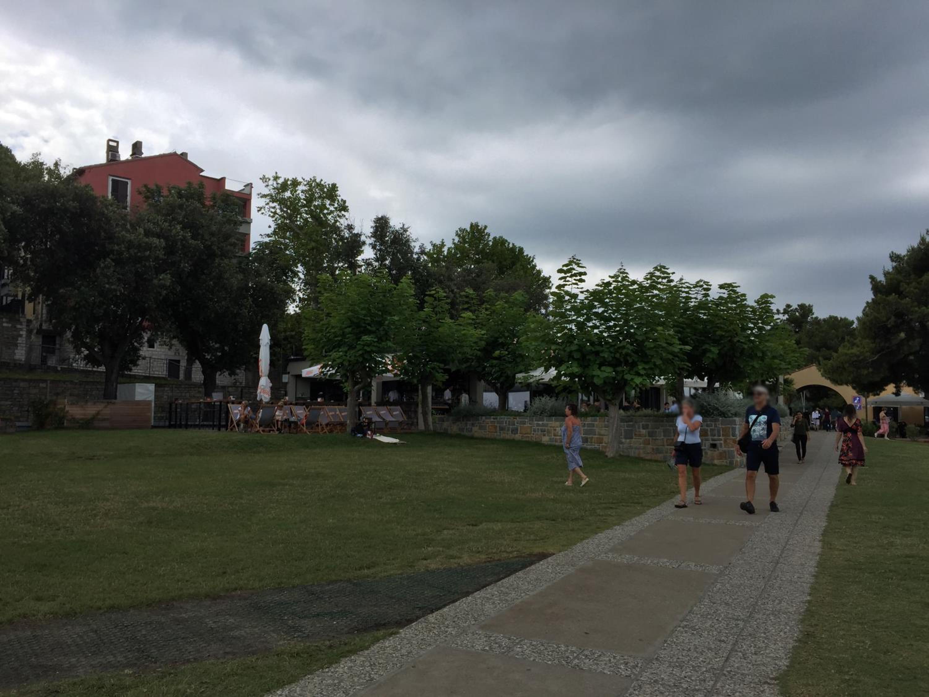 Photo 28