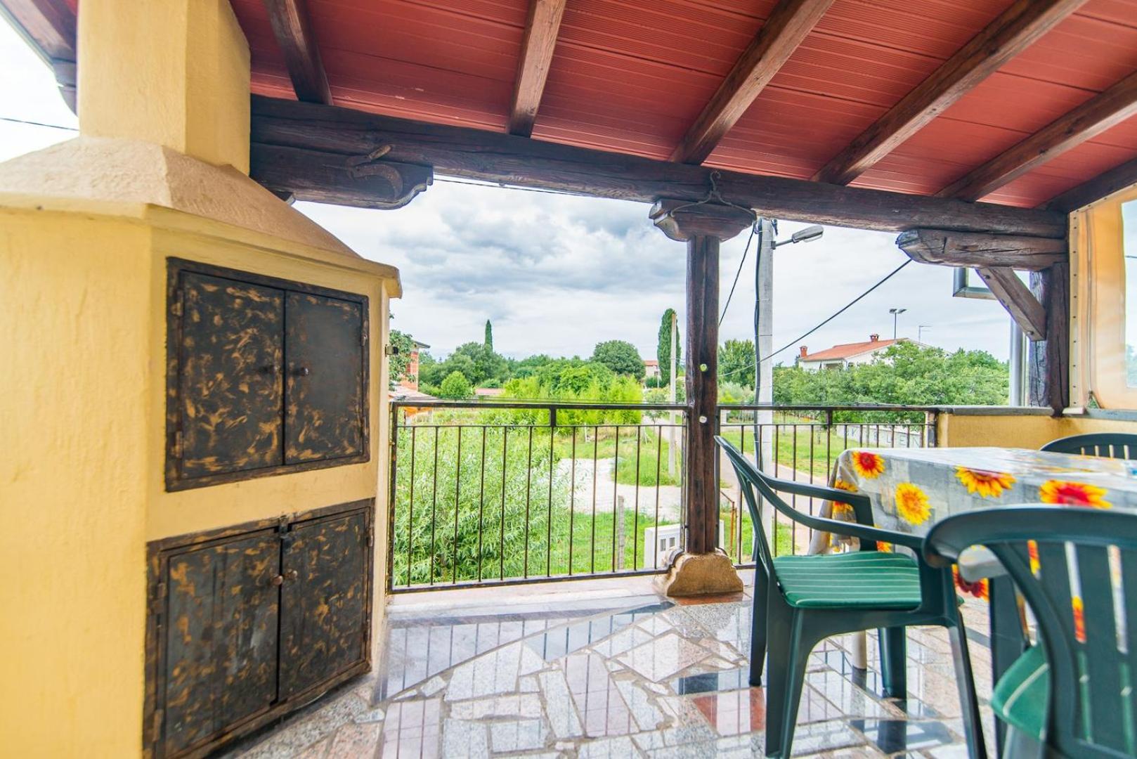 Apartment Bibi view 4