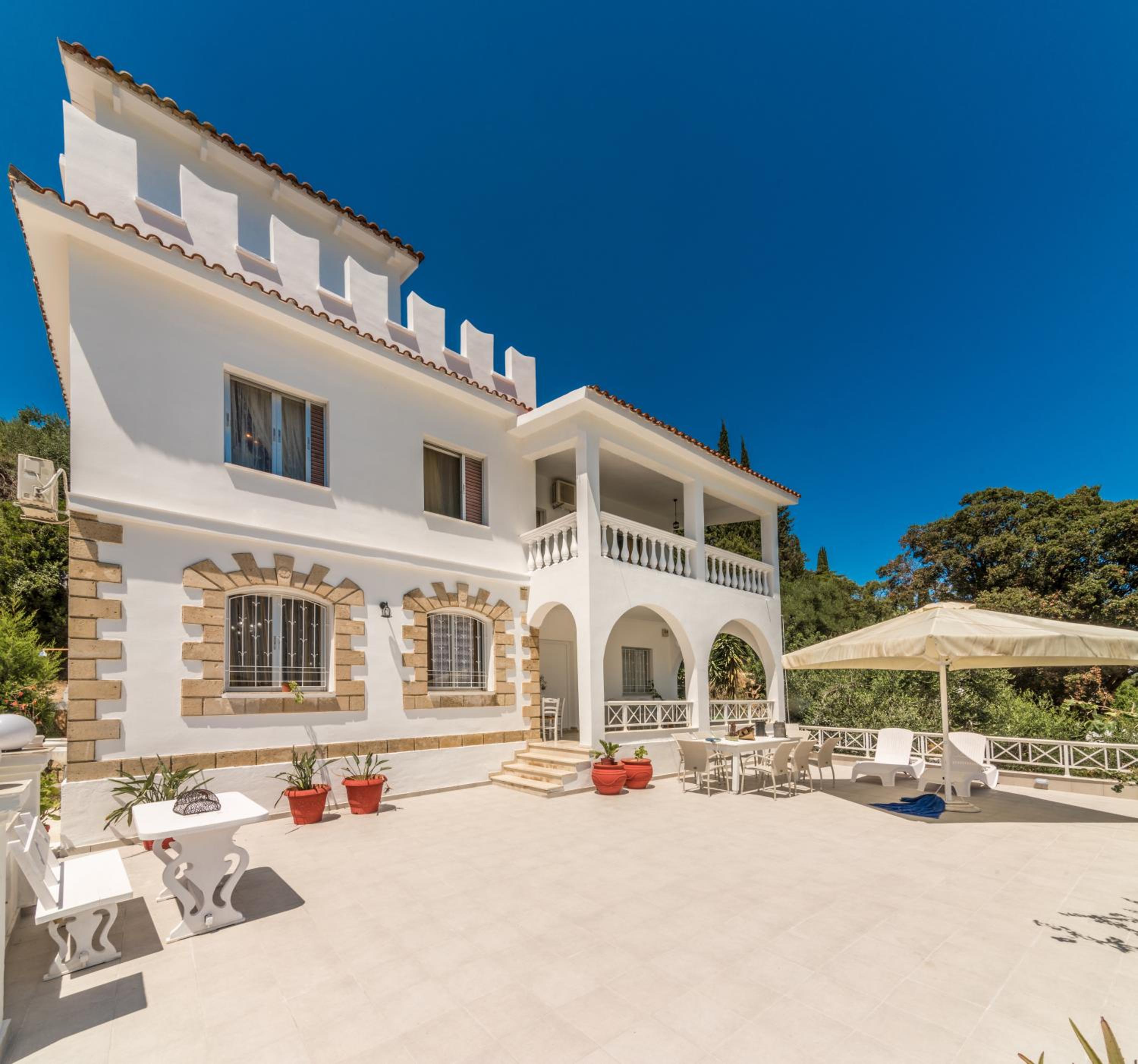 Amalia Country House view 2