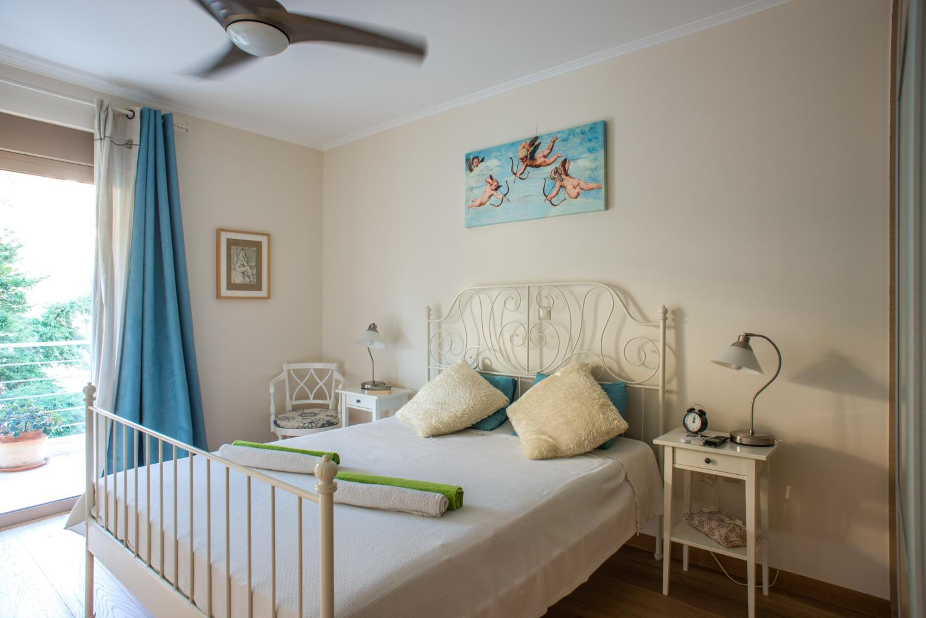 Modern Apartment with sea view in Saronida photo 5