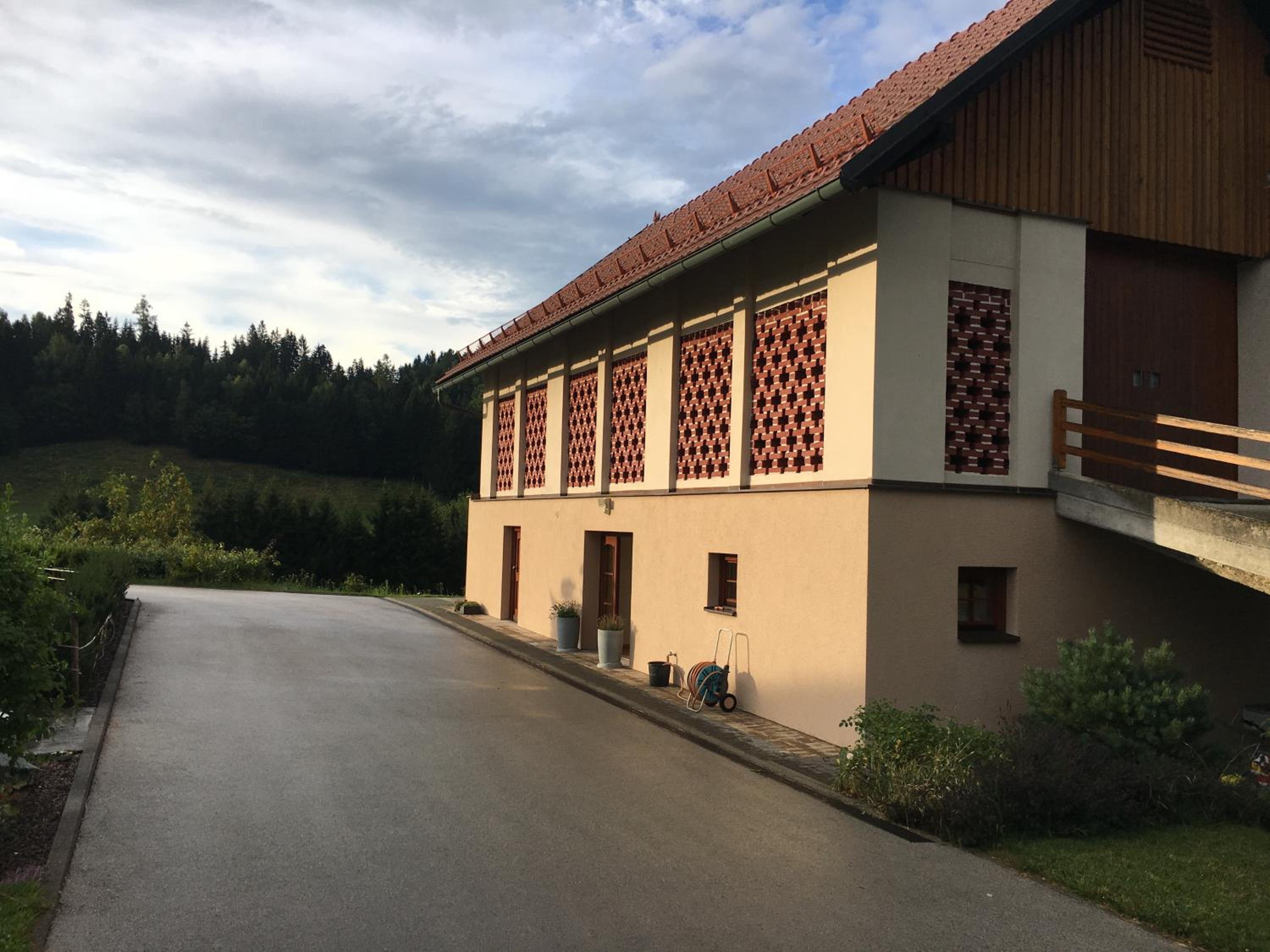 Photo 16