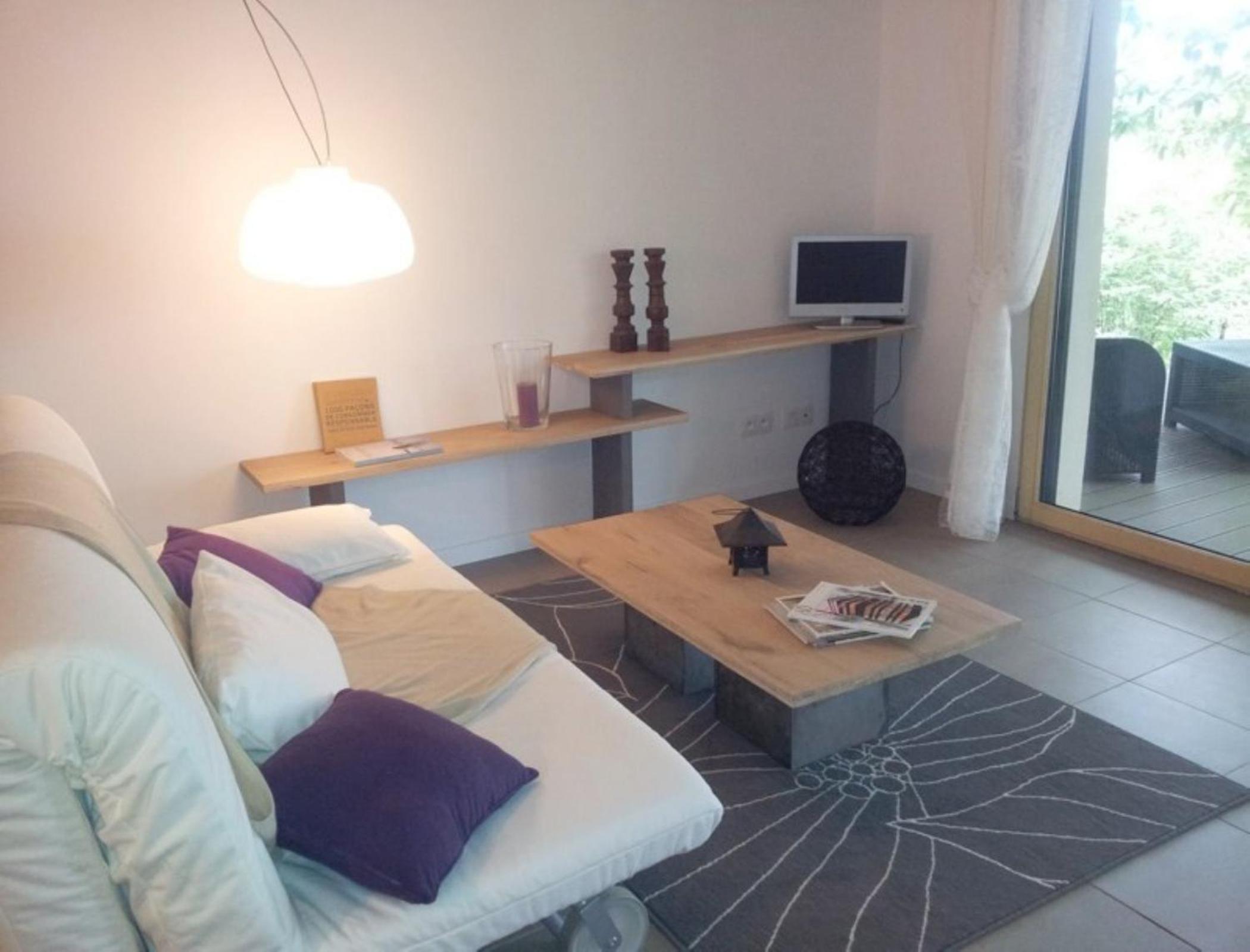 Home 33