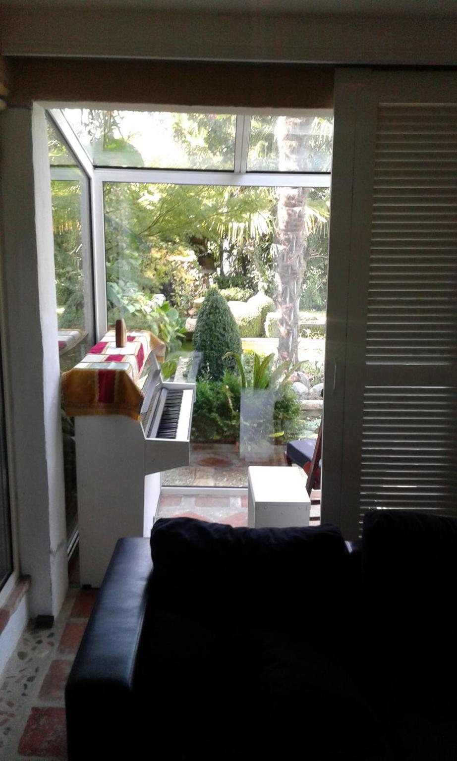 Cote jardin view 2