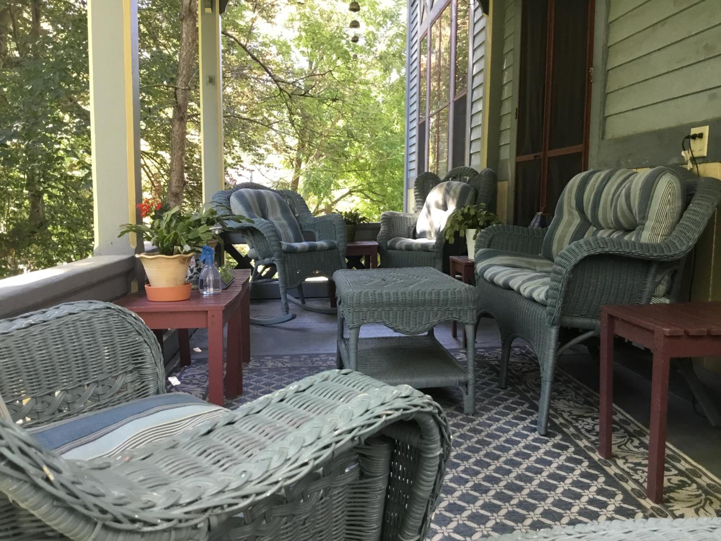 Amherst Inn