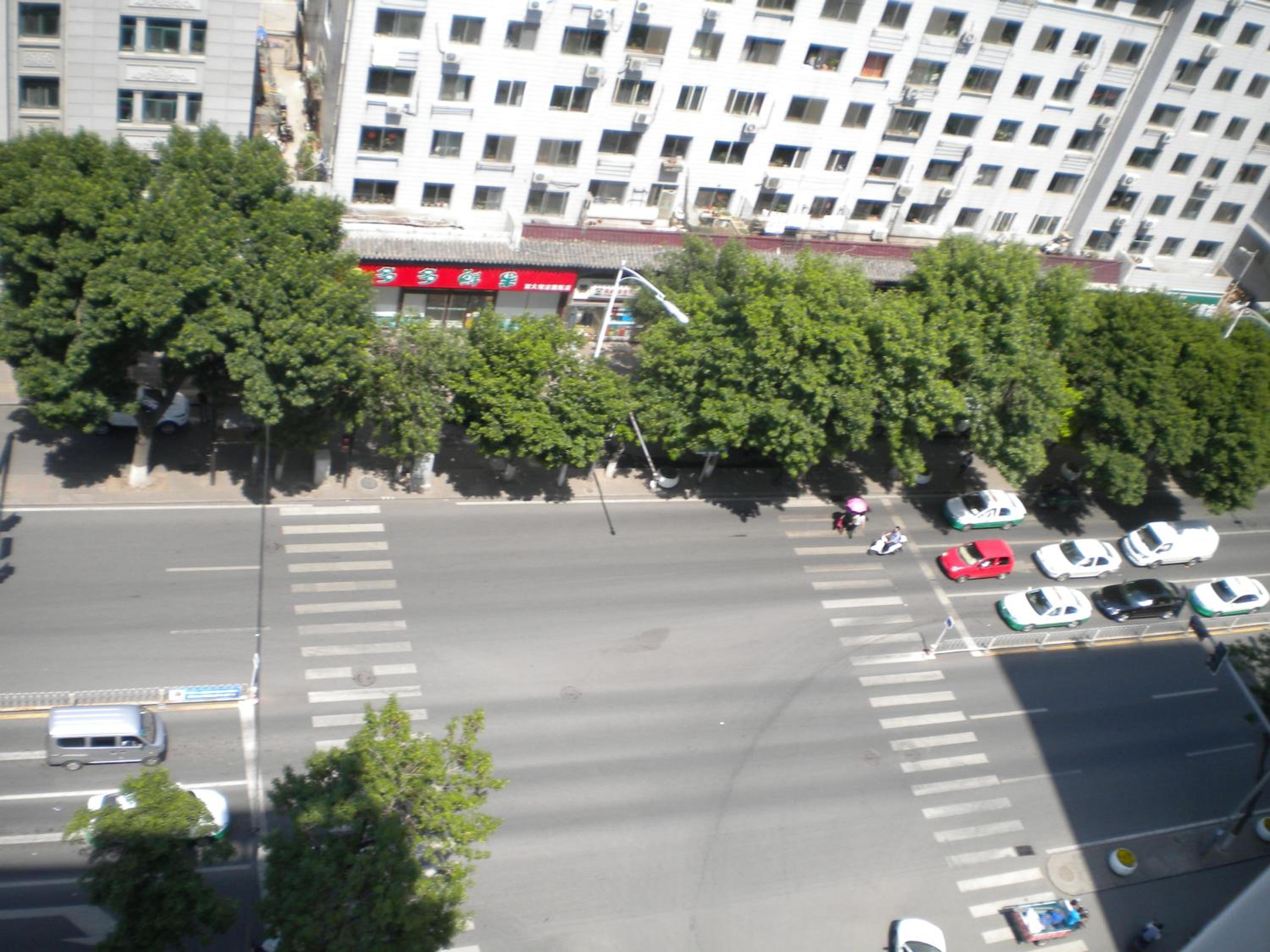 Chengde Mountain Resort Xinyu Apartment