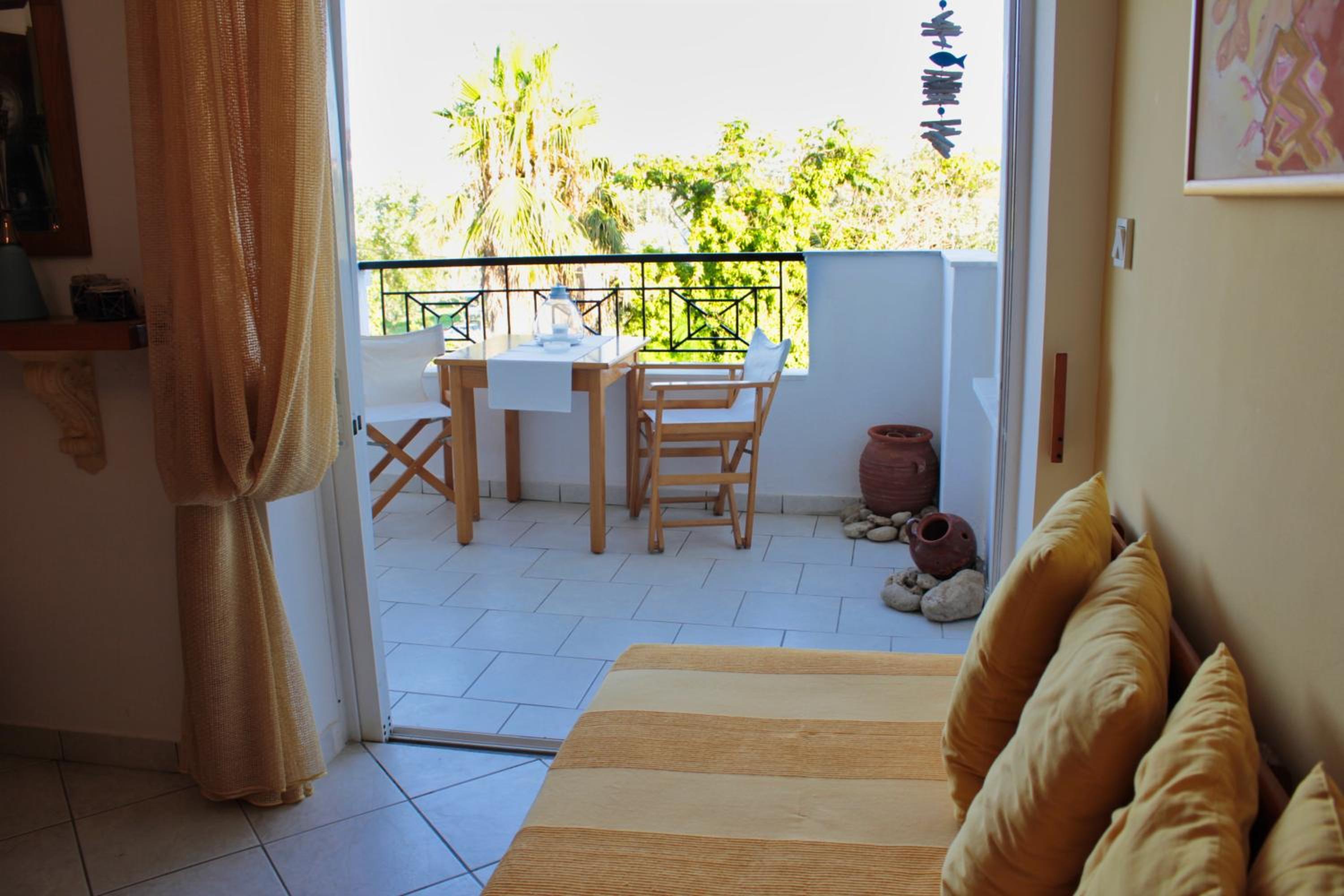 Fokais Beach Apartment photo 2