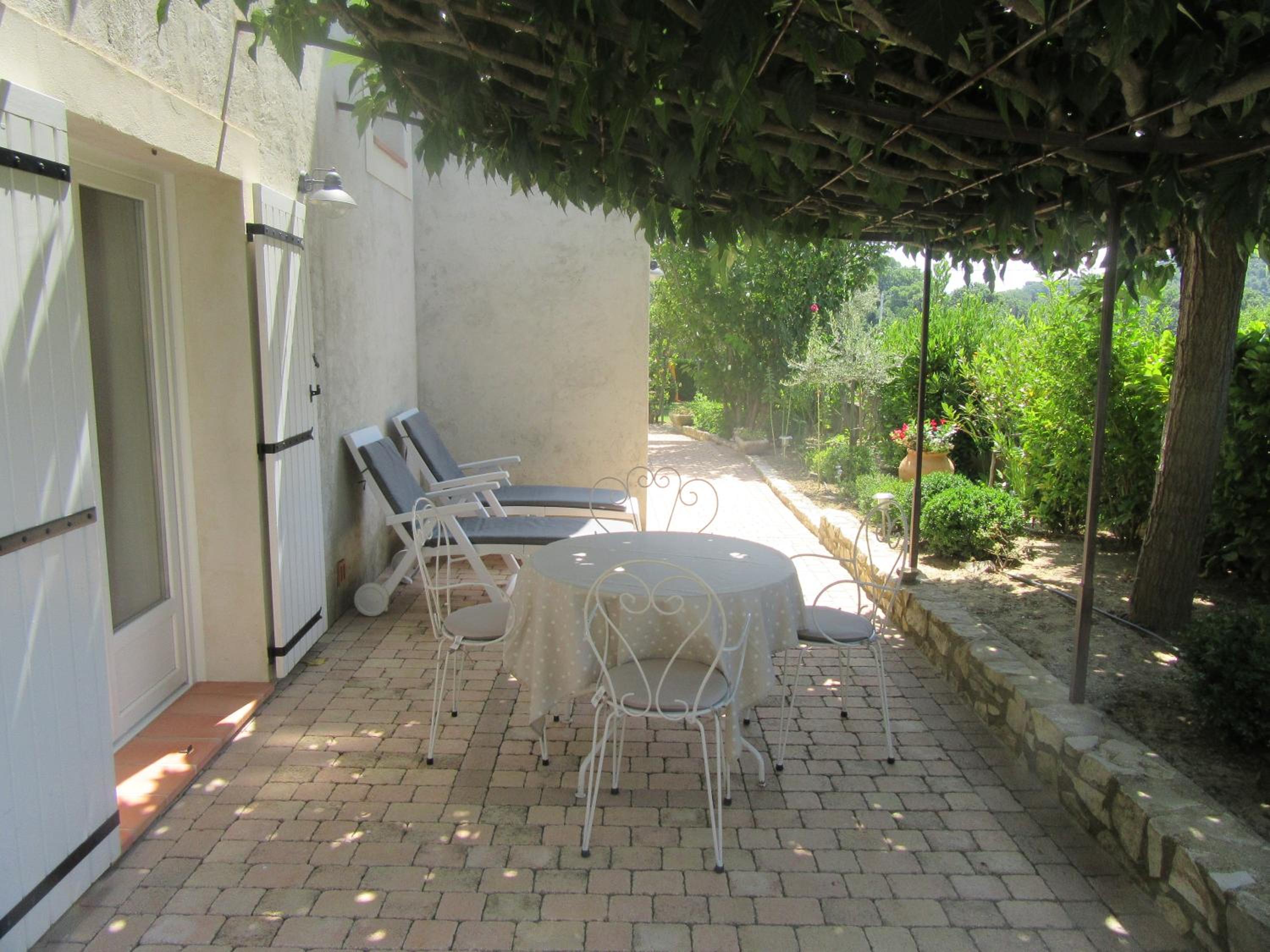 Photo 18