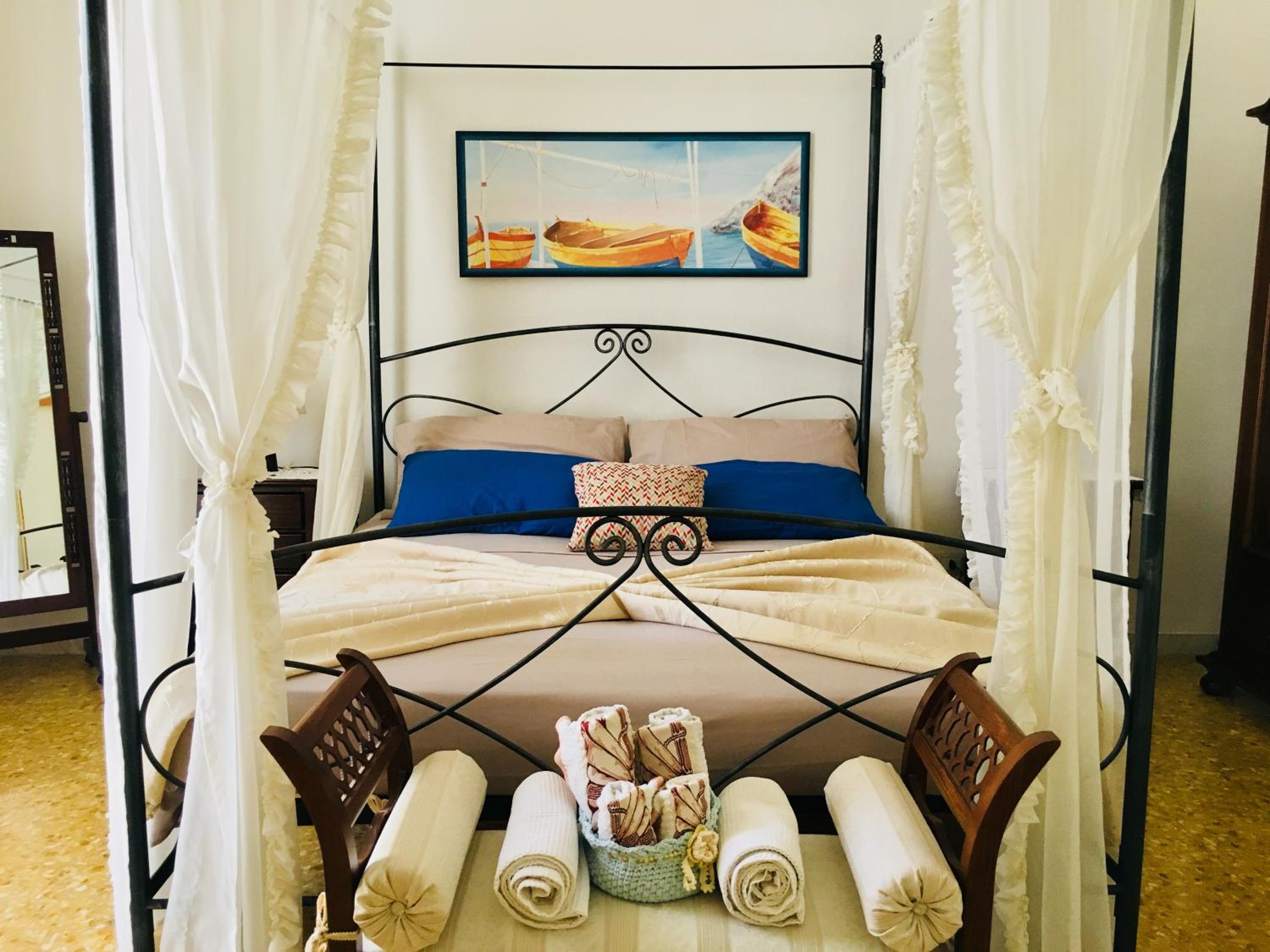 Piazzetta San Giovanni B&B