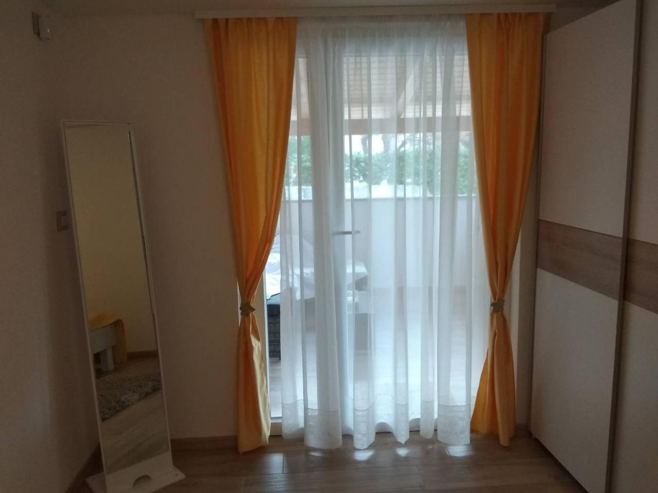 Apartman Laura view 2