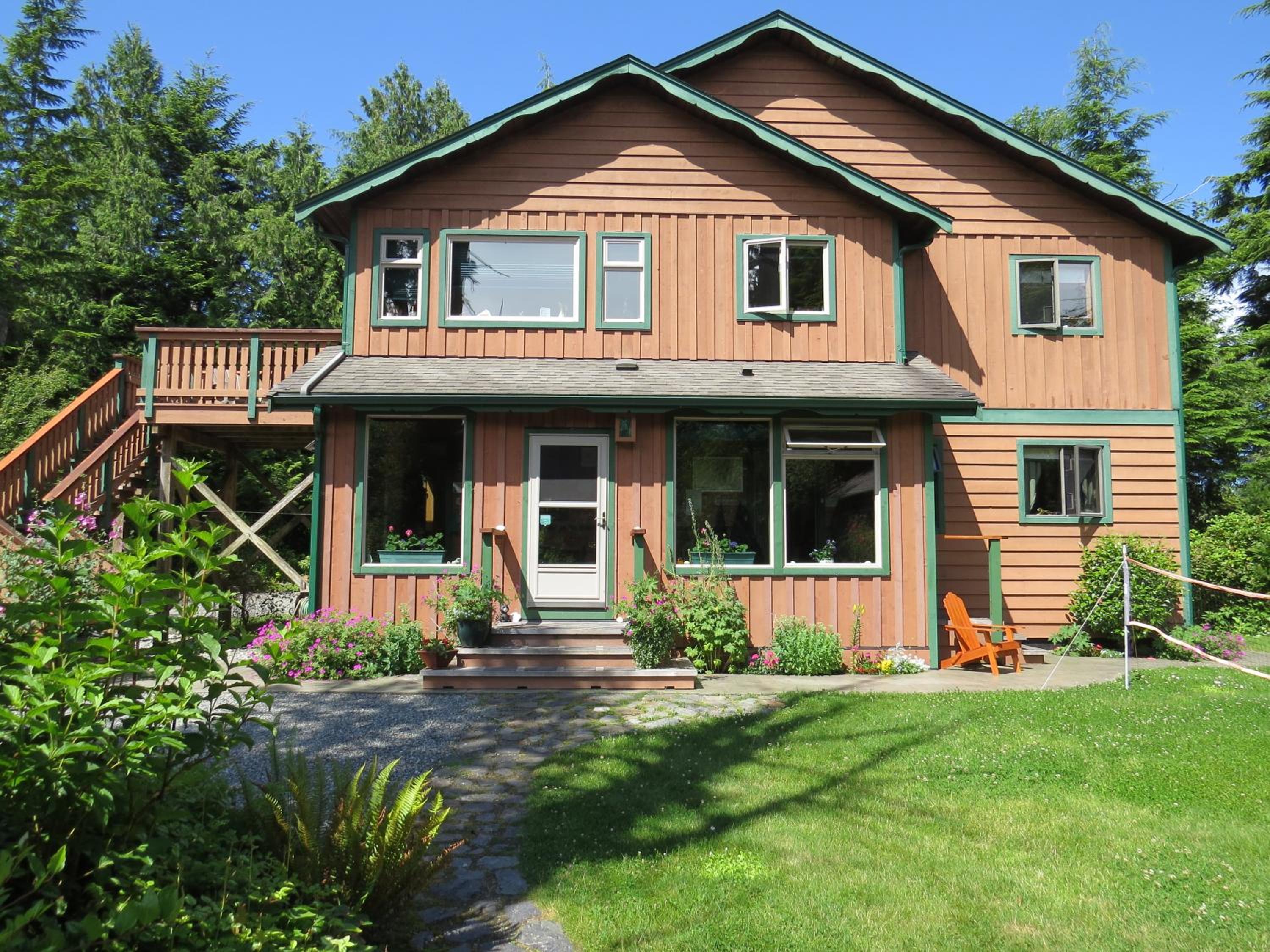Tofino Vacations - Summerhill Guest House - Property Image 9