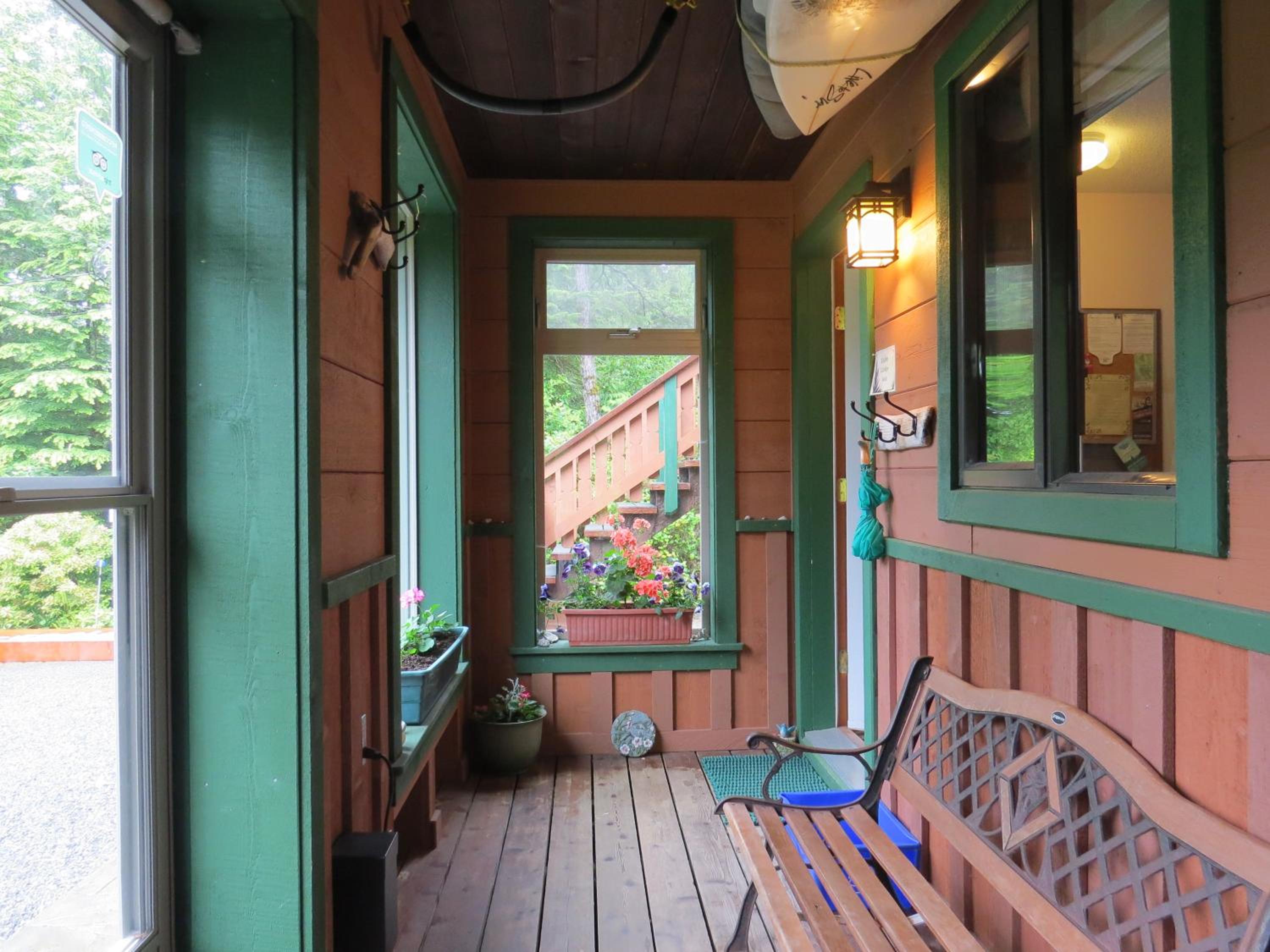 Tofino Vacations - Summerhill Guest House - Property Image 4