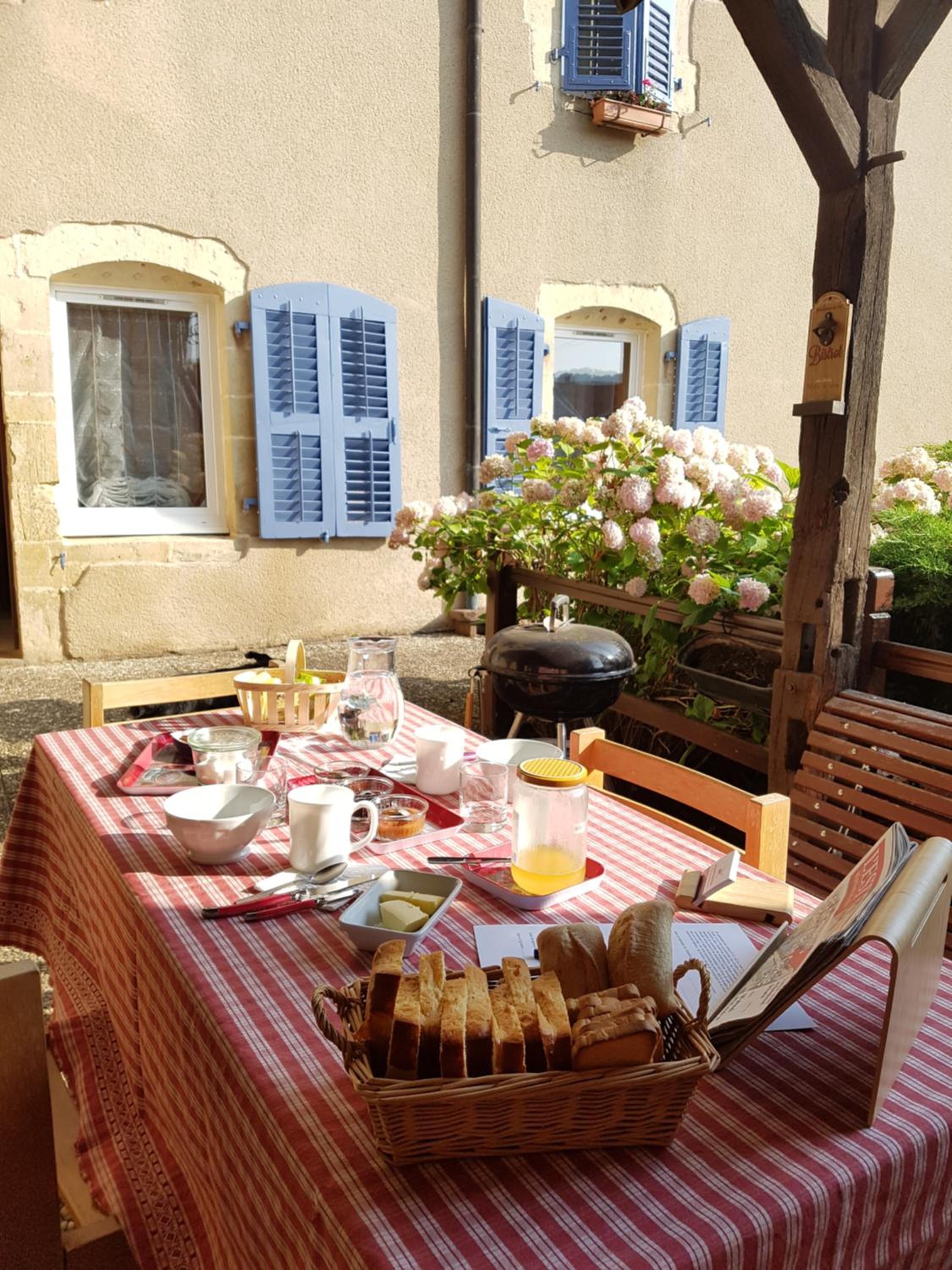 La Grange Des Roches Roses