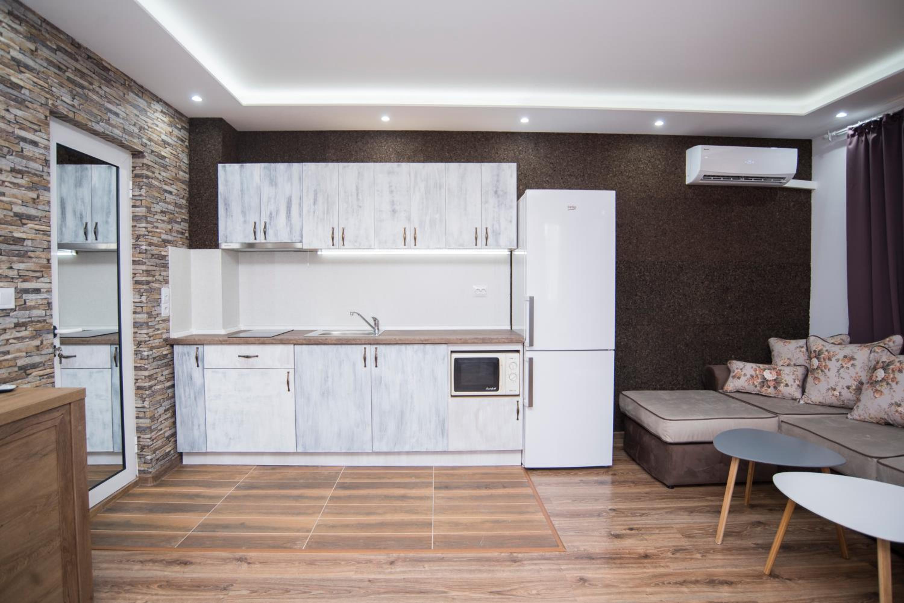 Apartment Nikol view 2