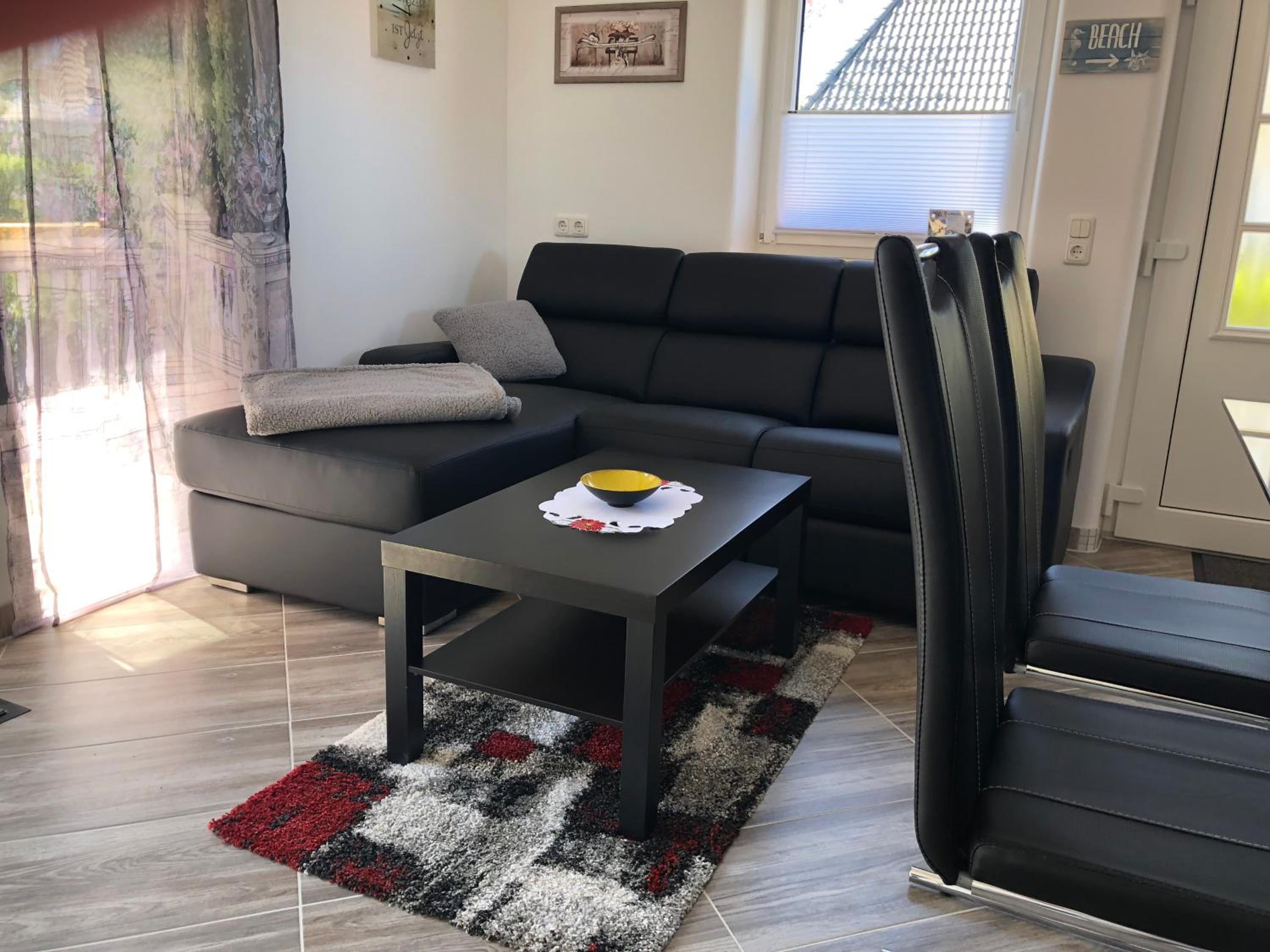Ferienhaus und Ferienwohnung Eichhorn