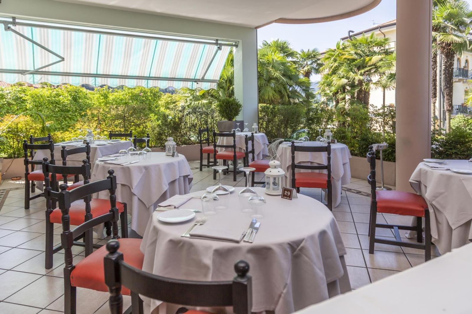 restaurant
