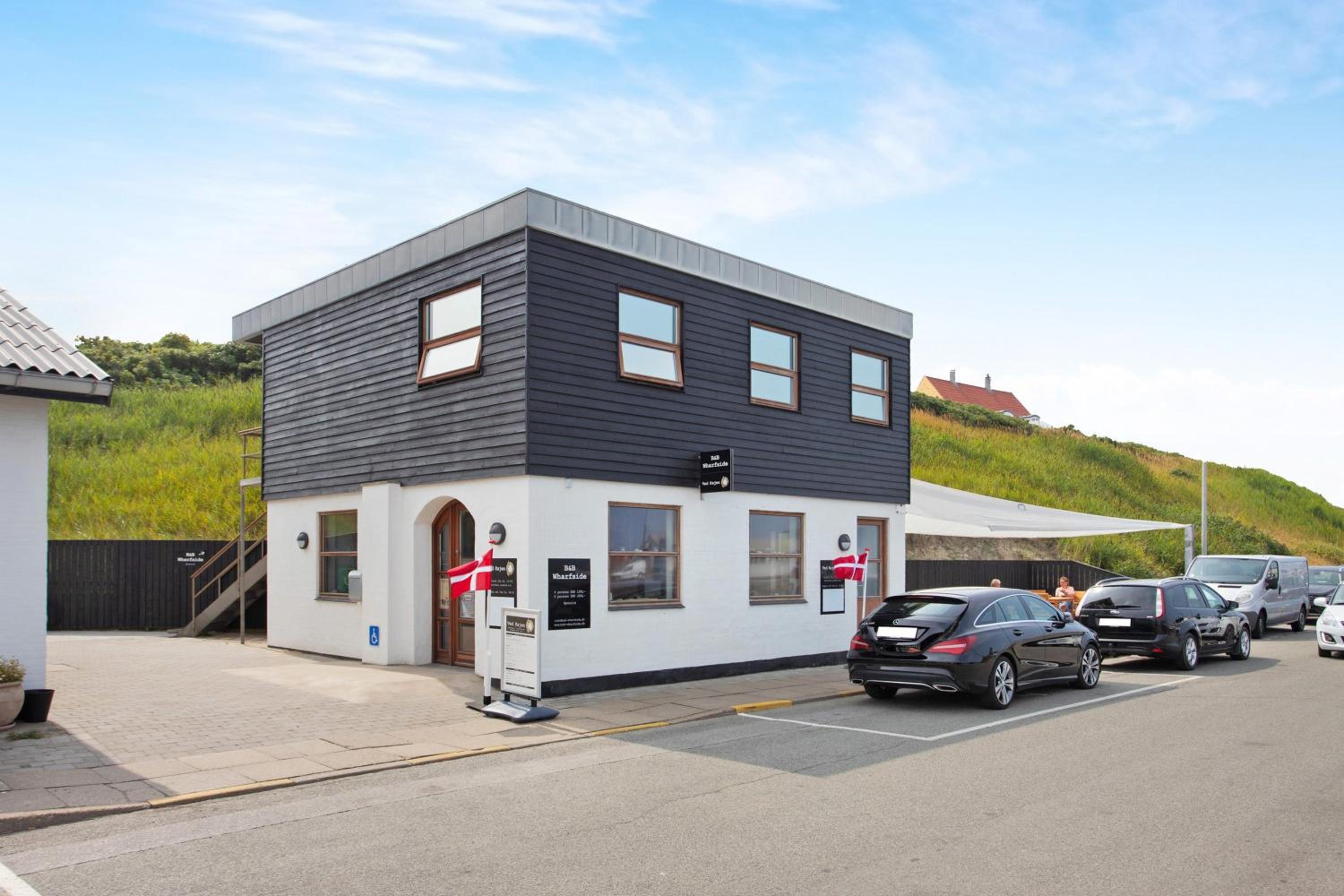 B&B Wharfside Hirtshals view 2