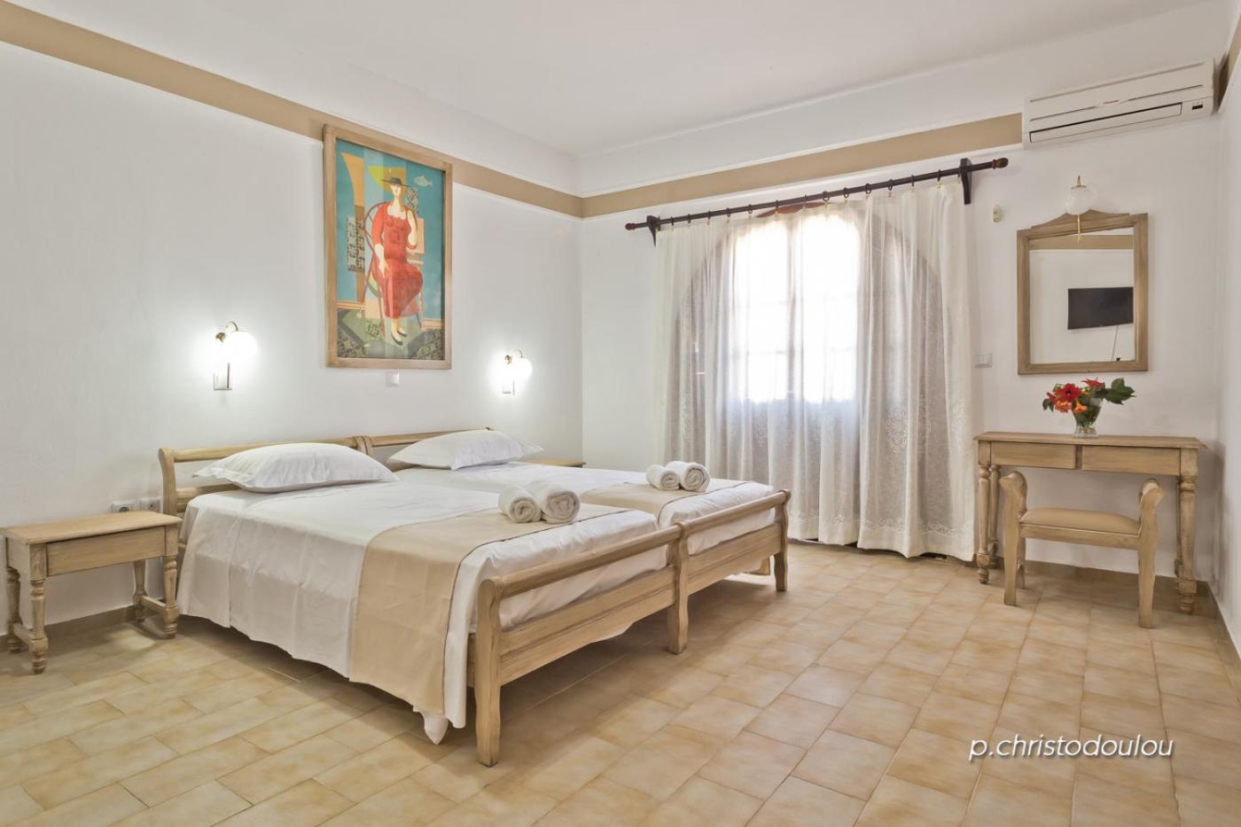 Philoxenia Studios 2 photo 5