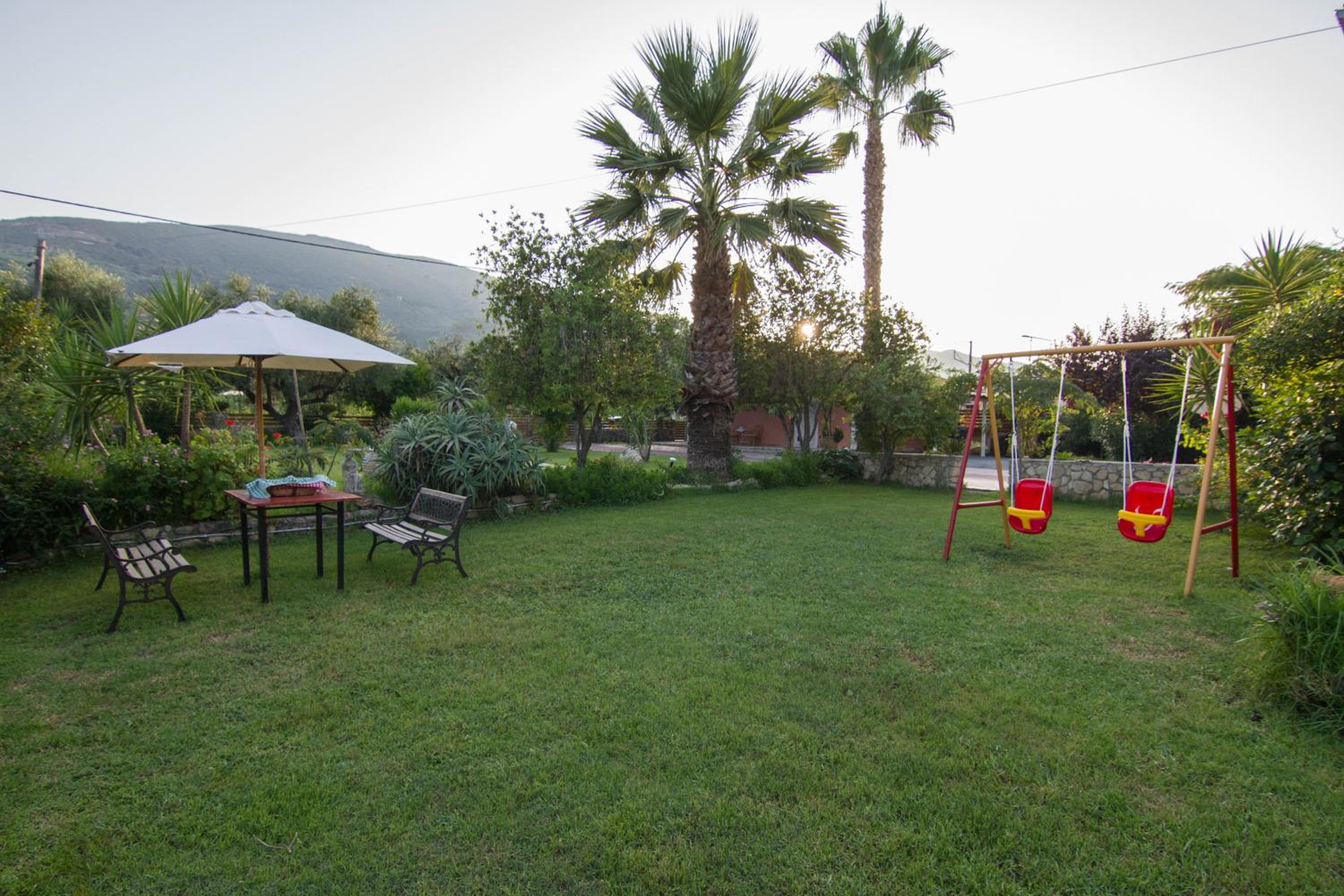 Olive Tree Apartment photo 5