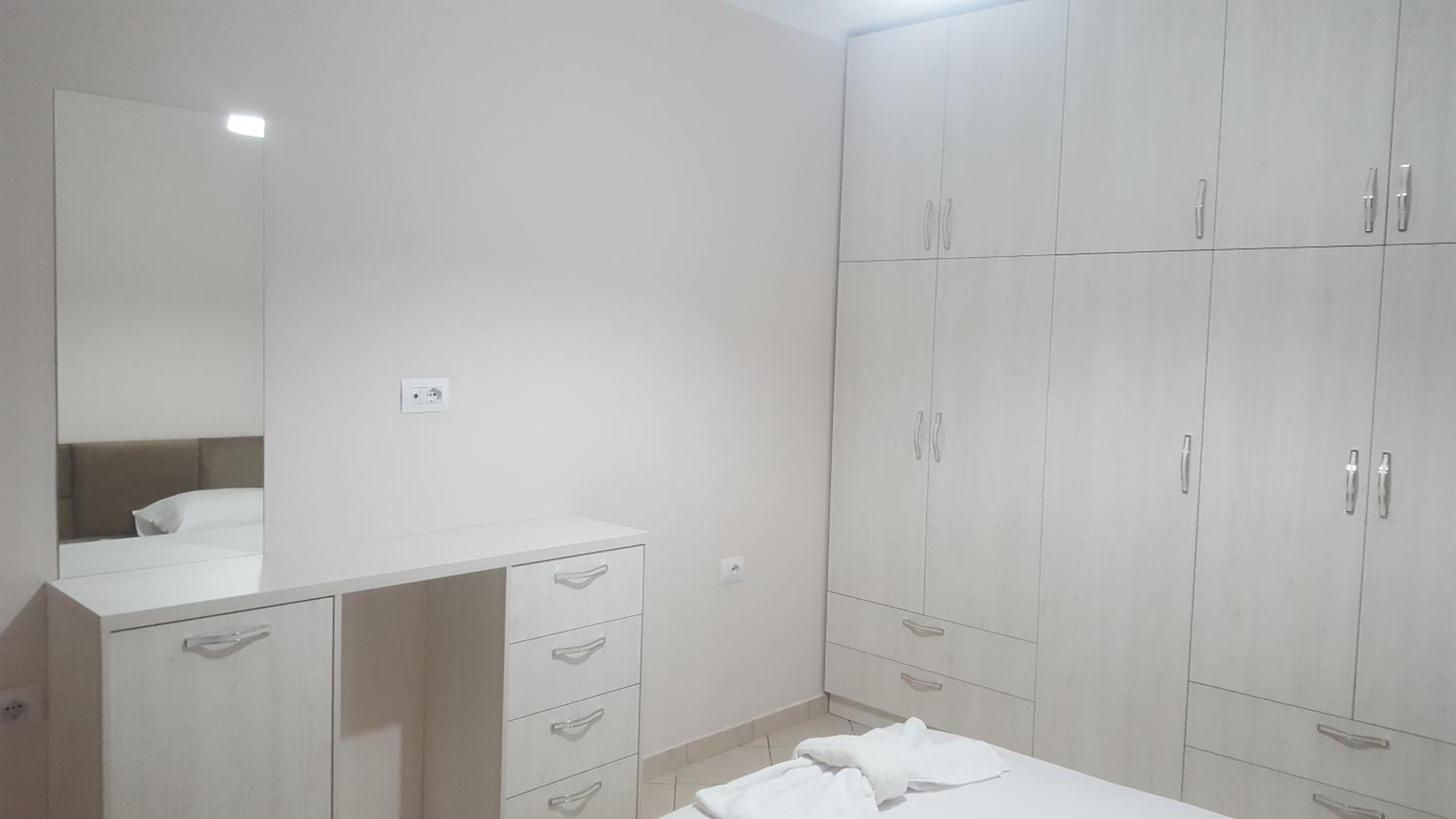 B & D Apartment