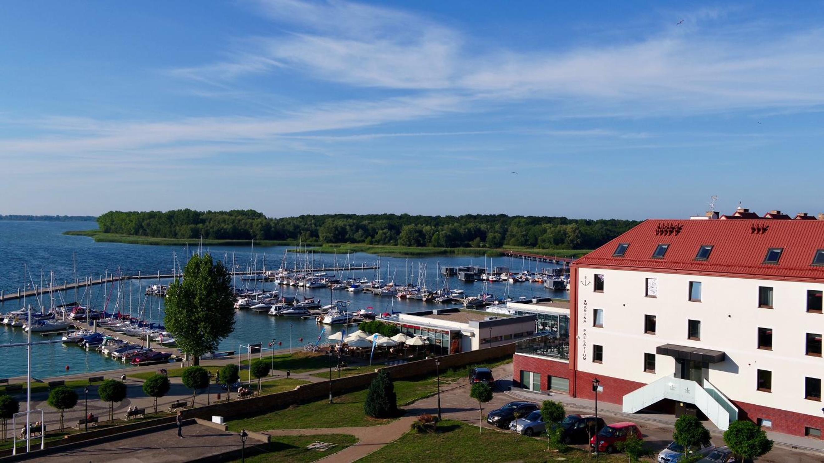 Marina Pallatium Premium Floor view 2
