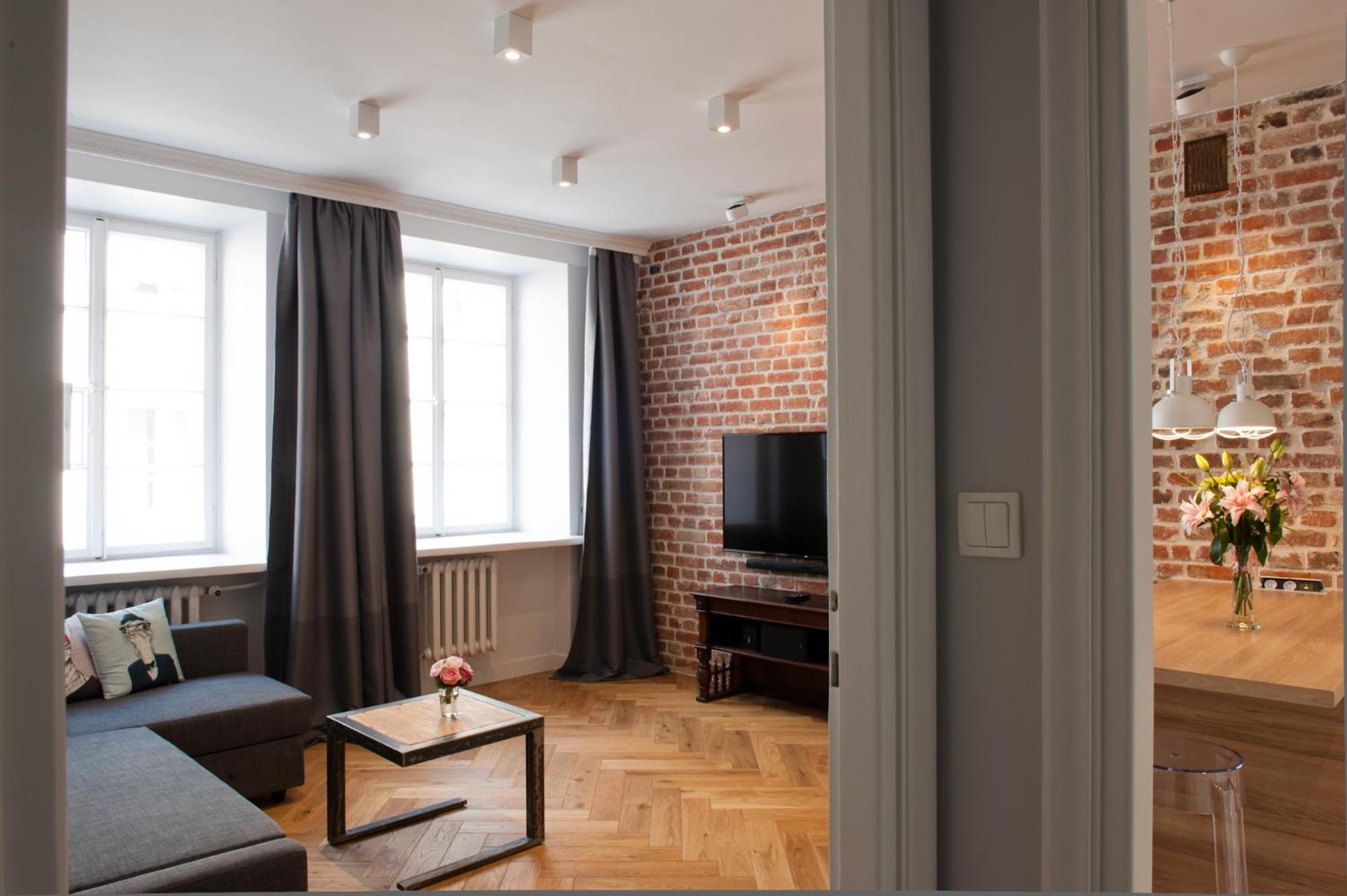 Red Brick Old Town Apartment view 5